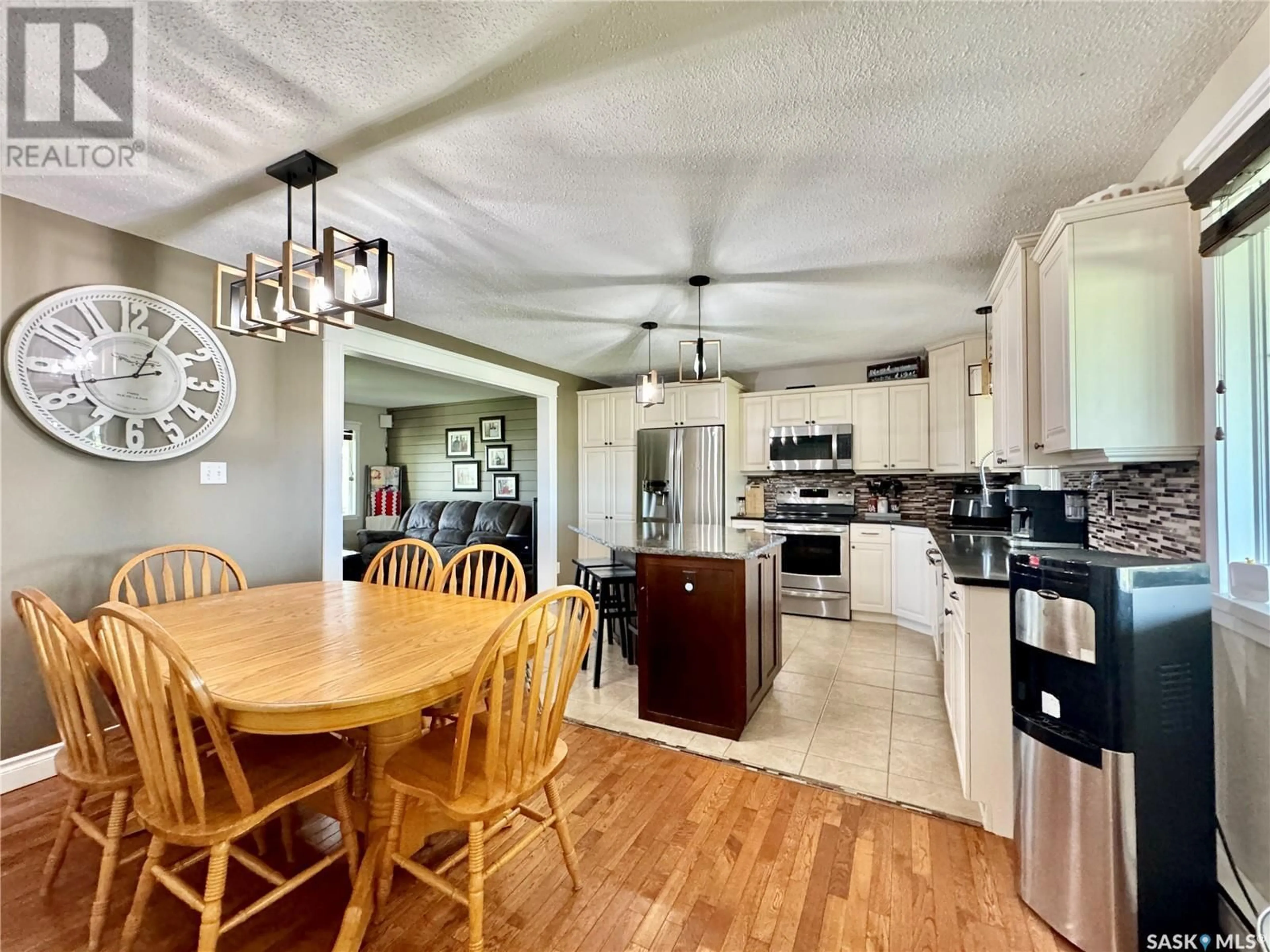 Open concept kitchen, unknown for MERCEREAU ACREAGE, Churchbridge Rm No. 211 Saskatchewan S0A0M0