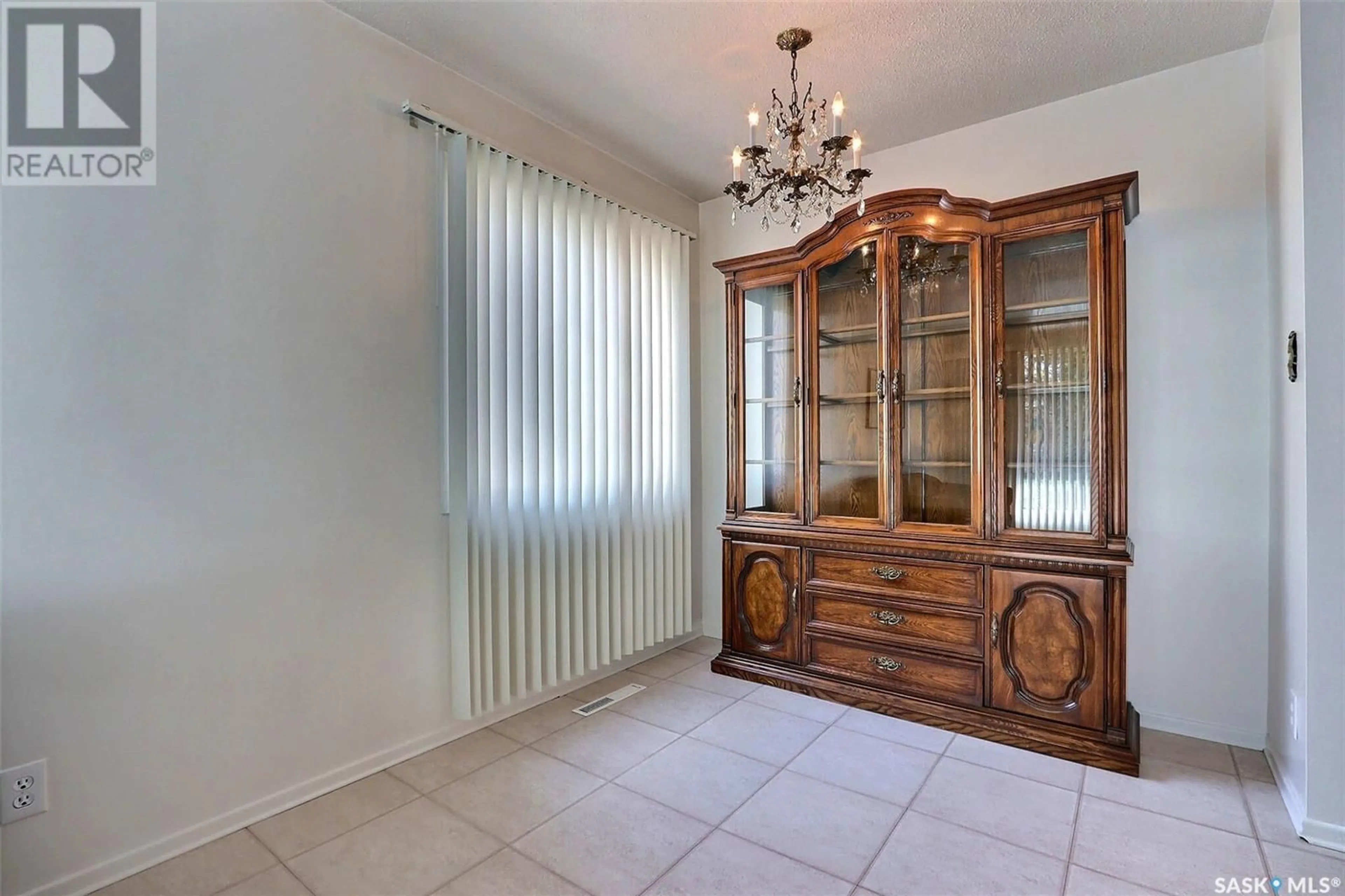 Dining room, unknown for 1370 2ND STREET, Prince Albert Saskatchewan S6V0H4