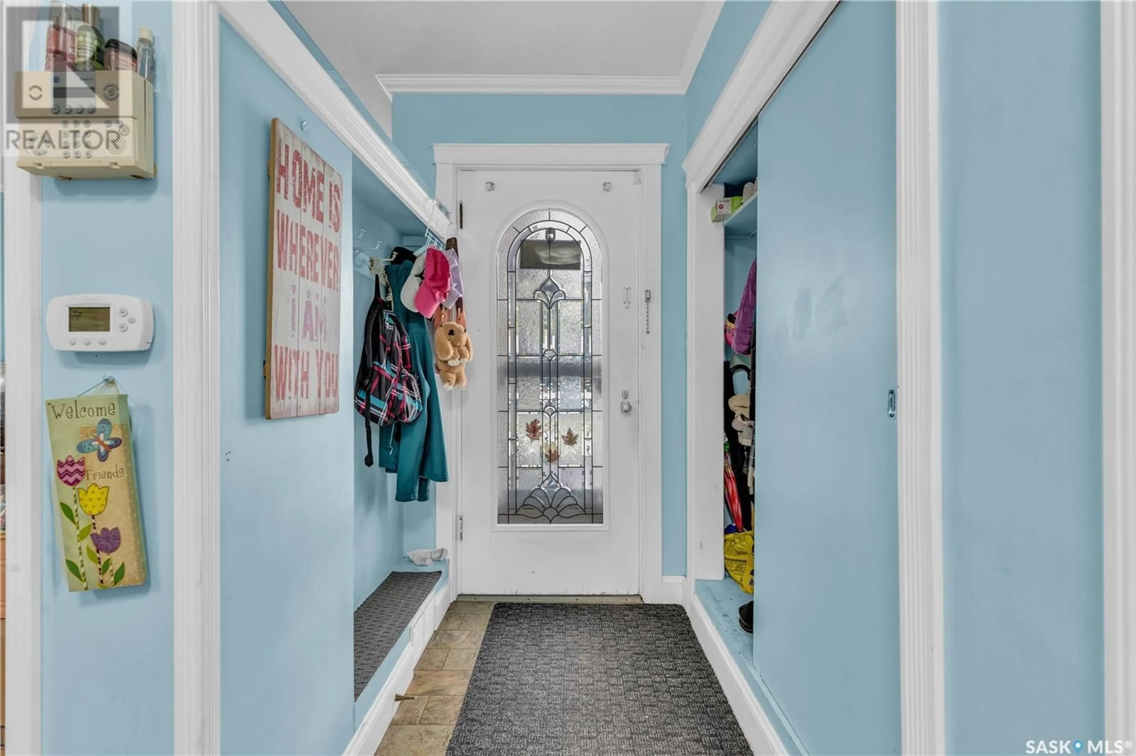Indoor entryway for 1023 OSLER STREET, Saskatoon Saskatchewan S7N0T5