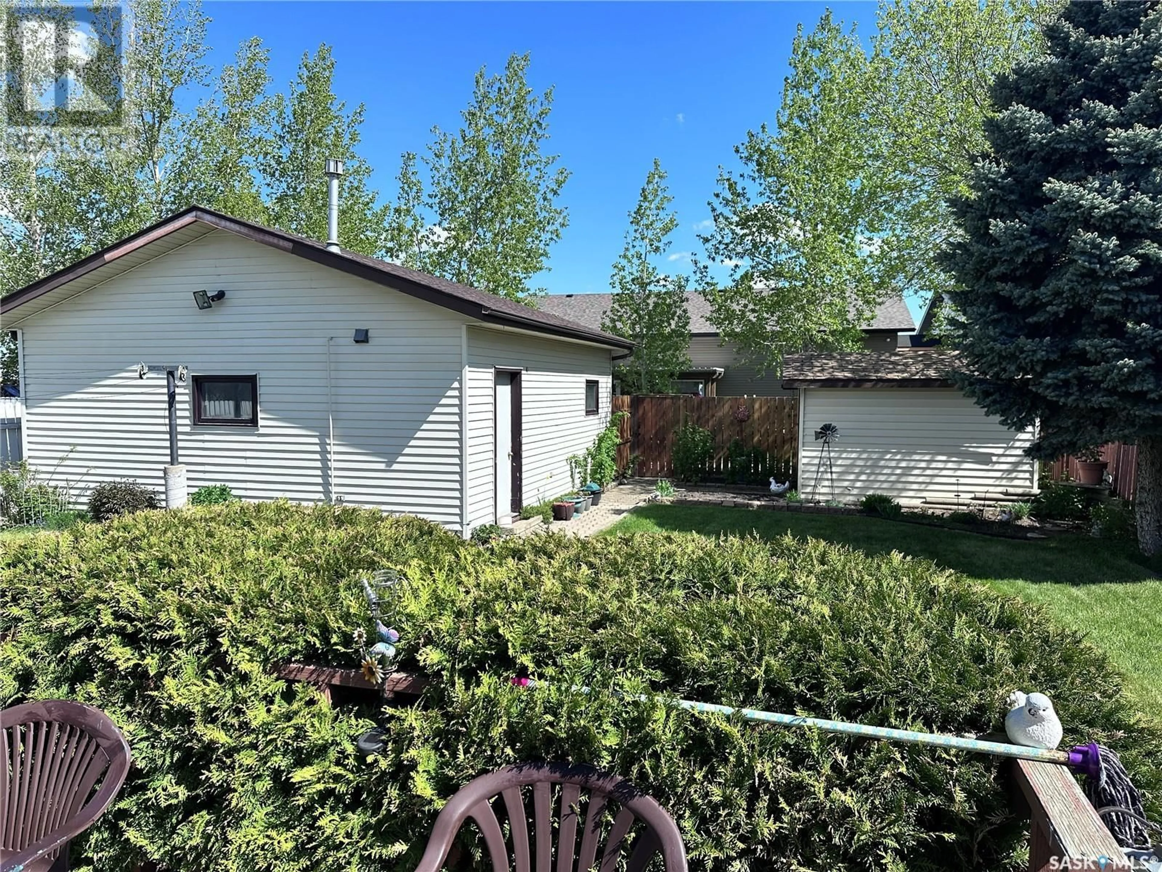 Unknown for 619 DIEPPE DRIVE, Weyburn Saskatchewan S4H3K9