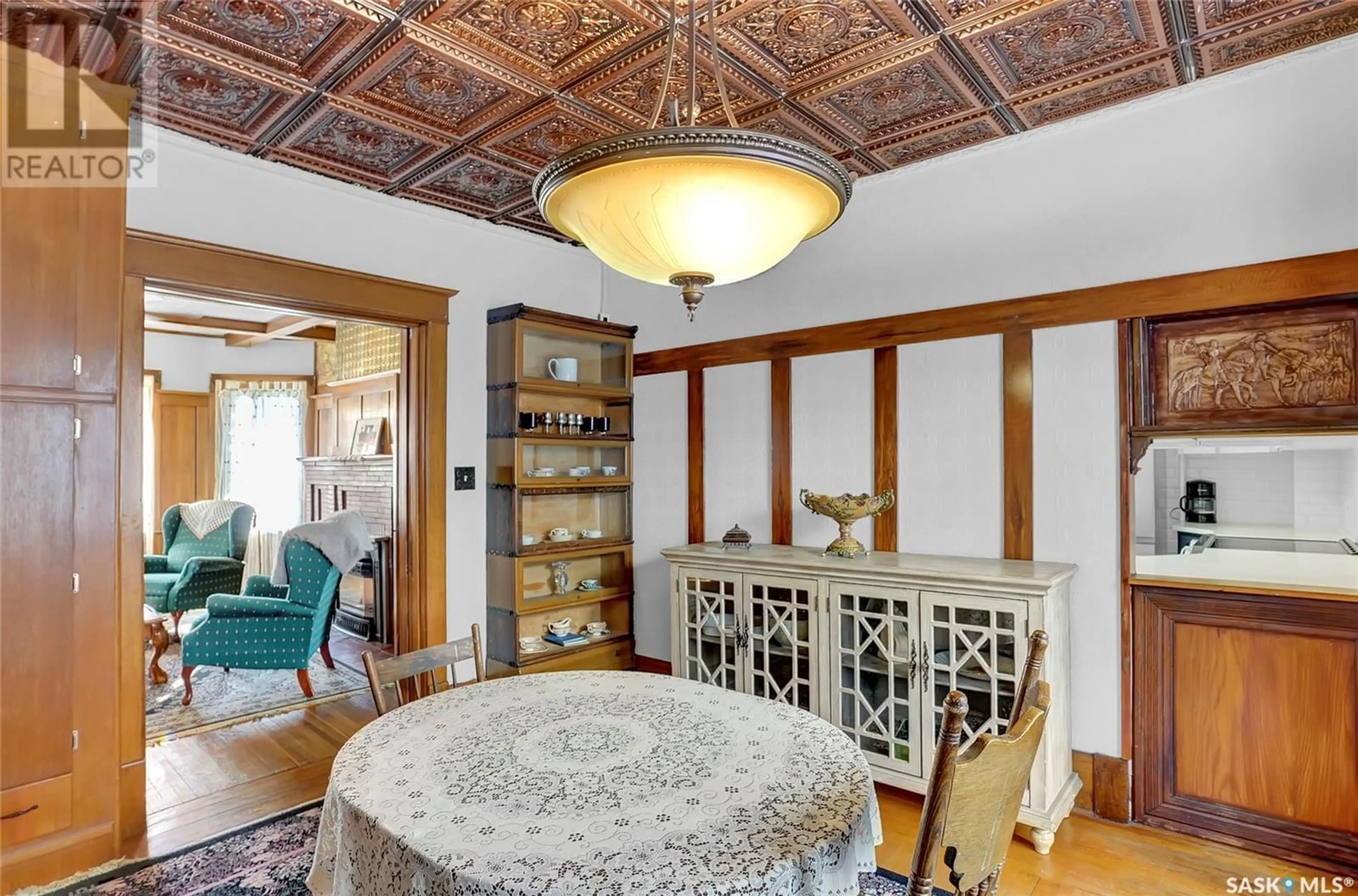Dining room, unknown for 1022 CLIFTON AVENUE, Moose Jaw Saskatchewan S6H3L2