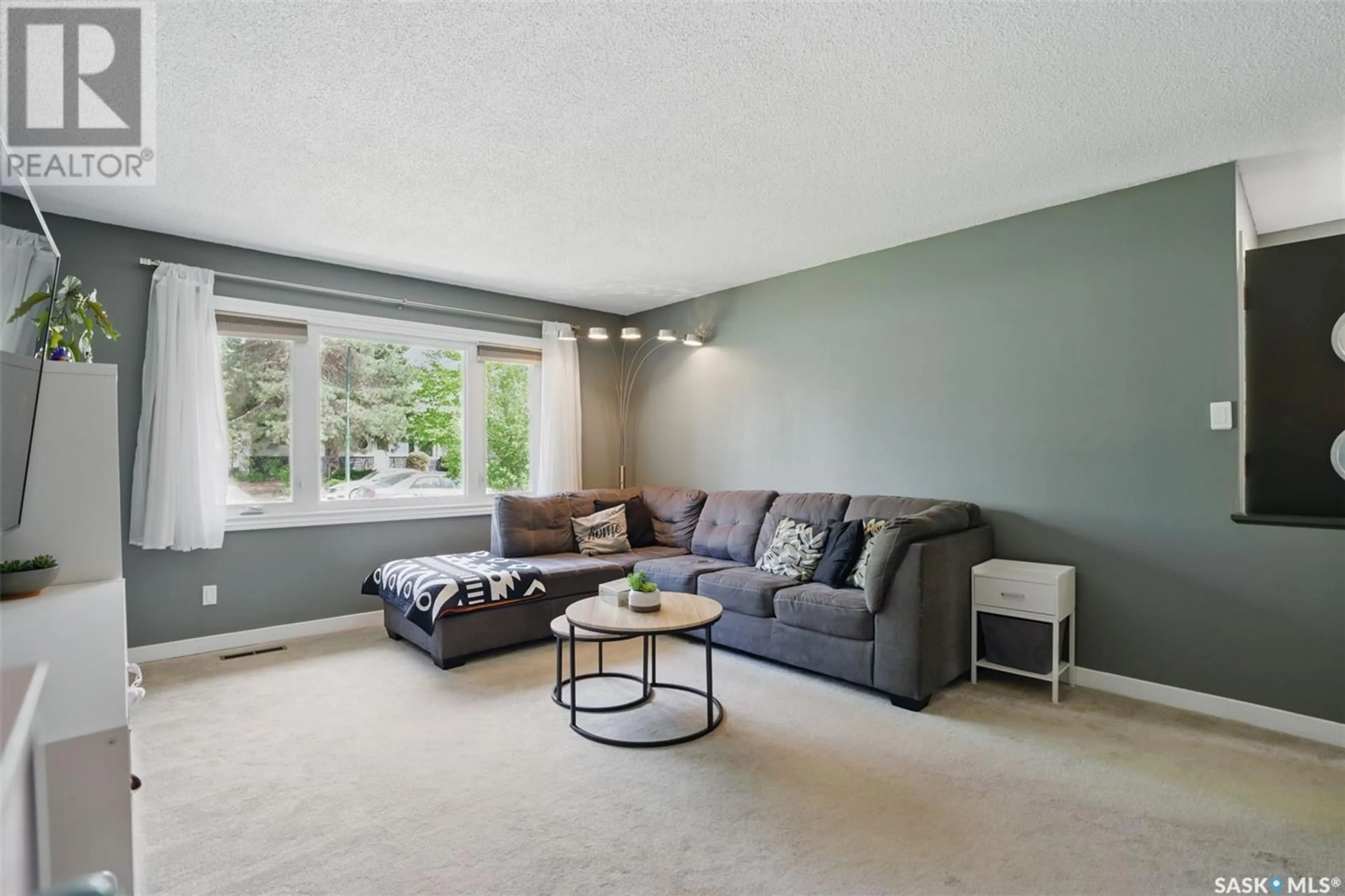 Living room with furniture, unknown for 80 SPARLING CRESCENT, Saskatoon Saskatchewan S7H3M2