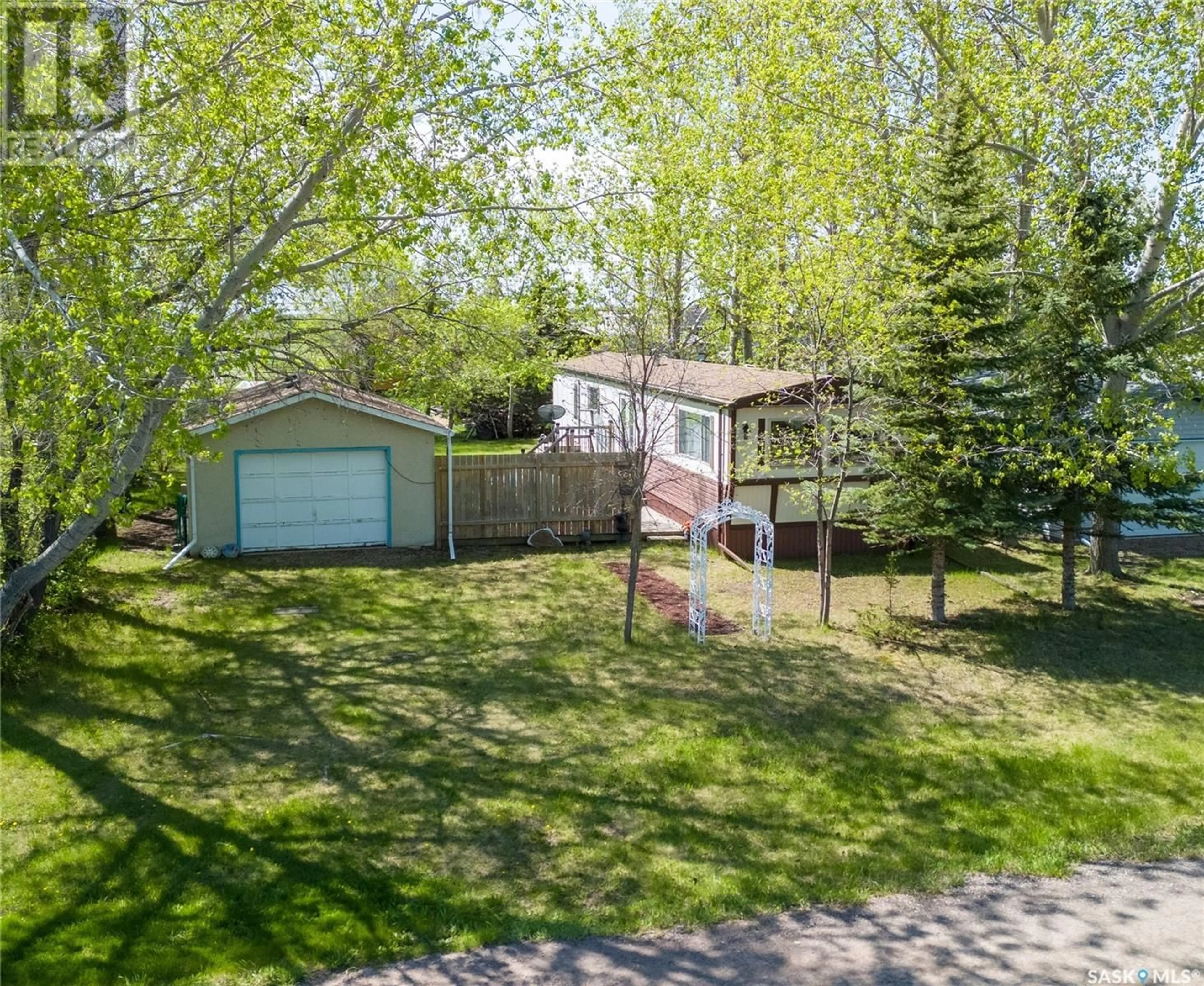 A pic from outside/outdoor area/front of a property/back of a property/a pic from drone, street for 237 AMY AVENUE, Alice Beach Saskatchewan S0G1C0