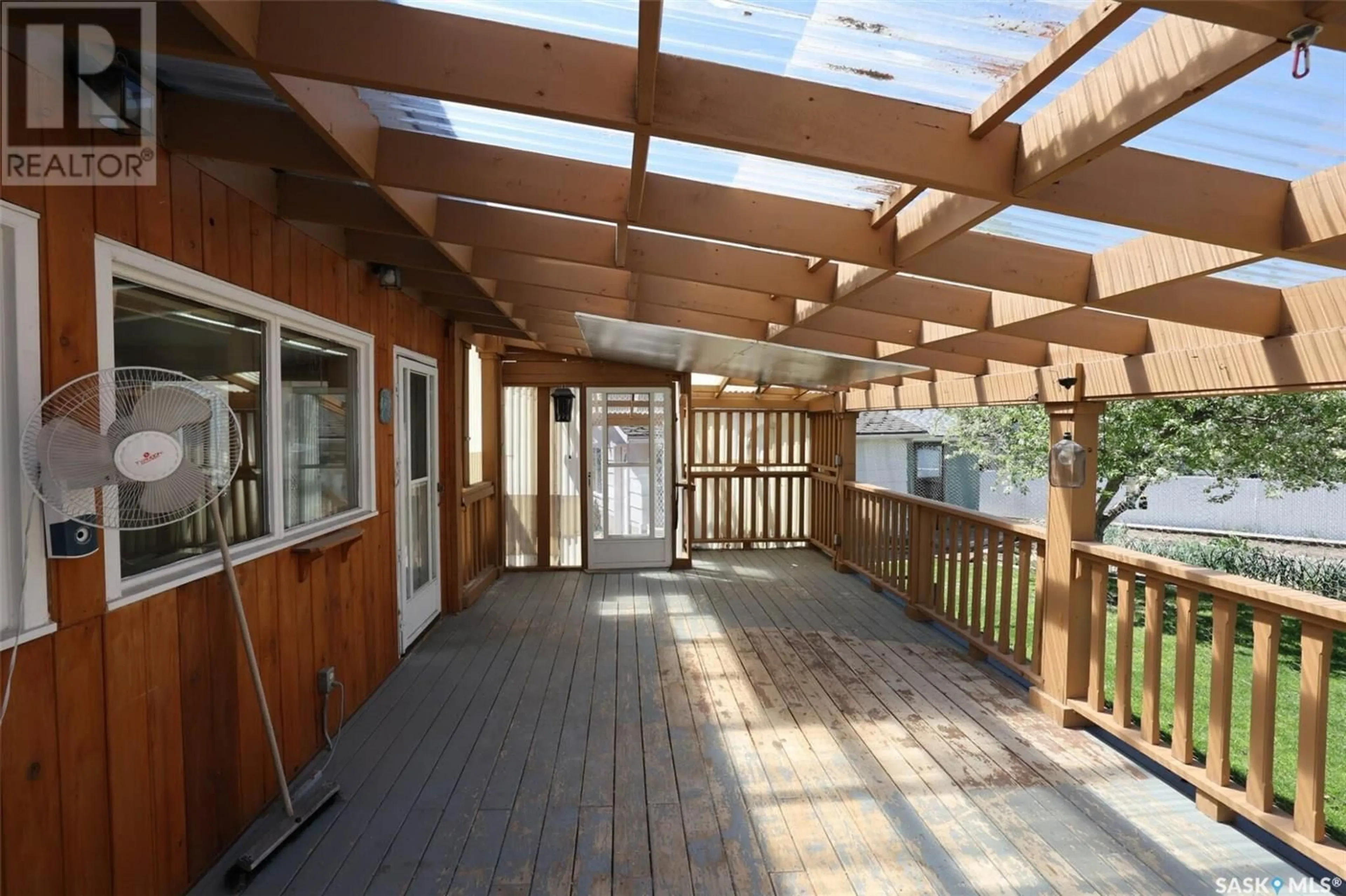 Patio, street for 71 CHAMP CRESCENT, Regina Saskatchewan S4R5B5