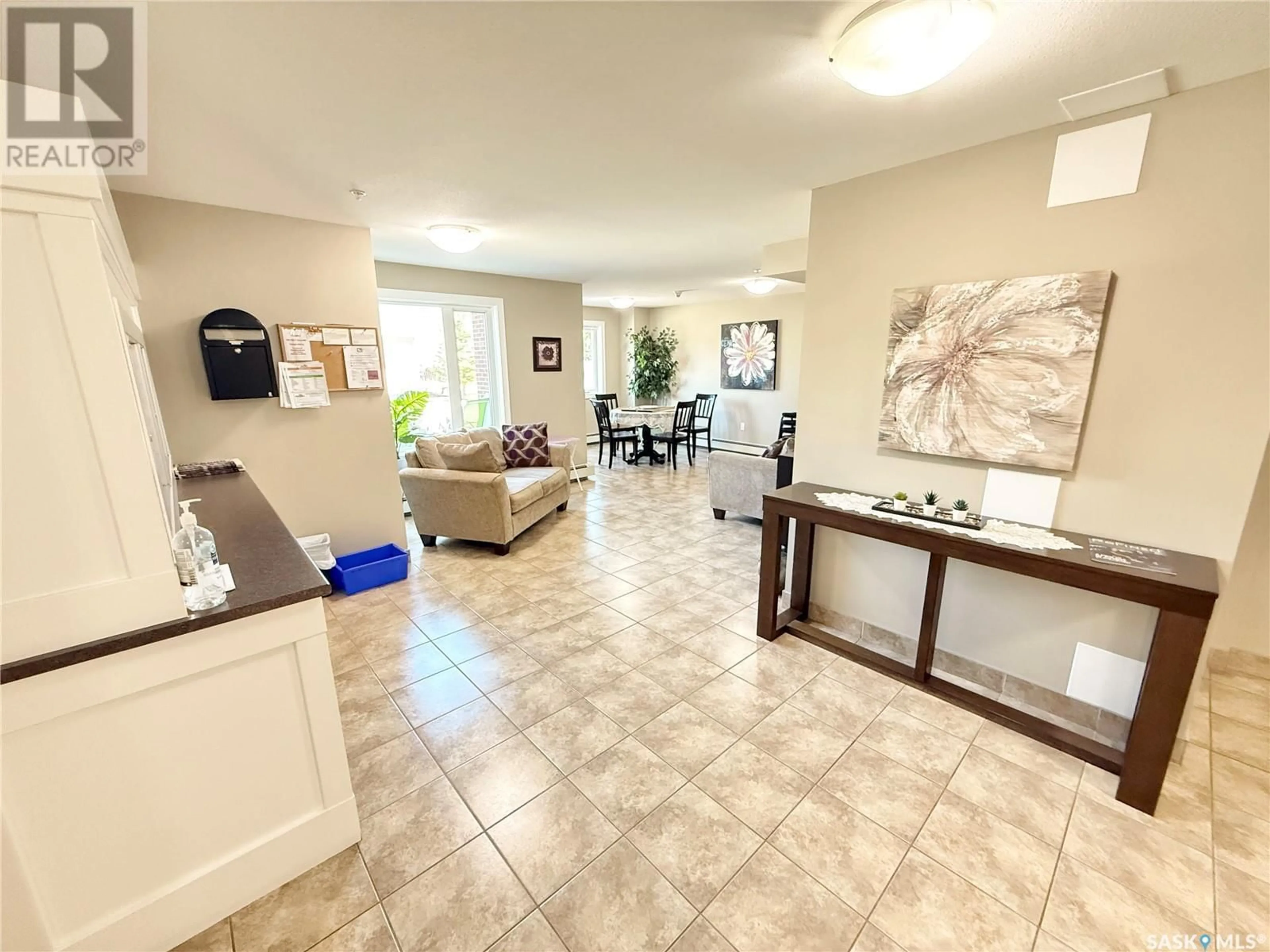 Indoor foyer for NE - 302 820 5TH STREET, Weyburn Saskatchewan S4H2V2