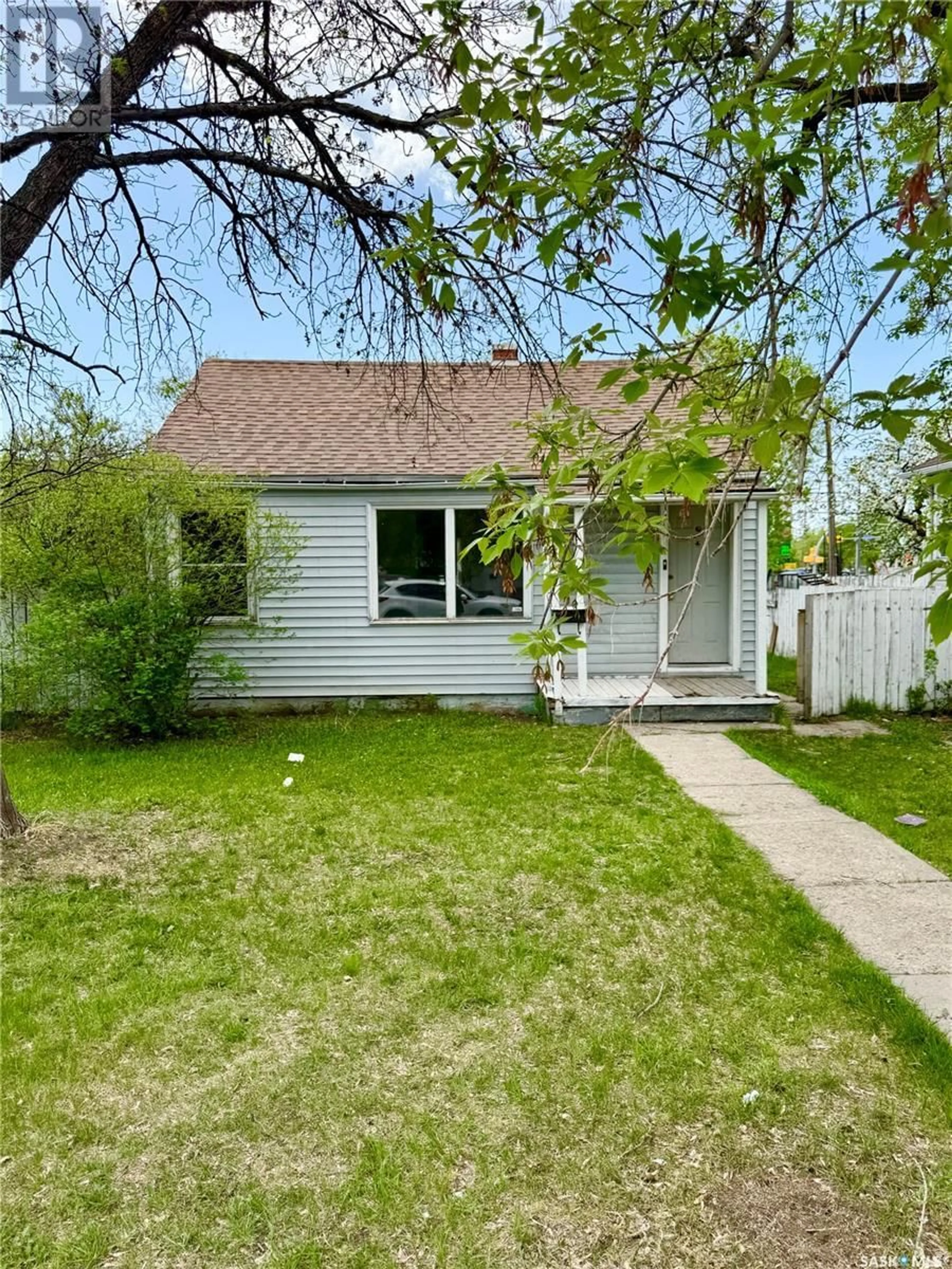 Unknown for 1002 WASCANA STREET, Regina Saskatchewan S4T4H7