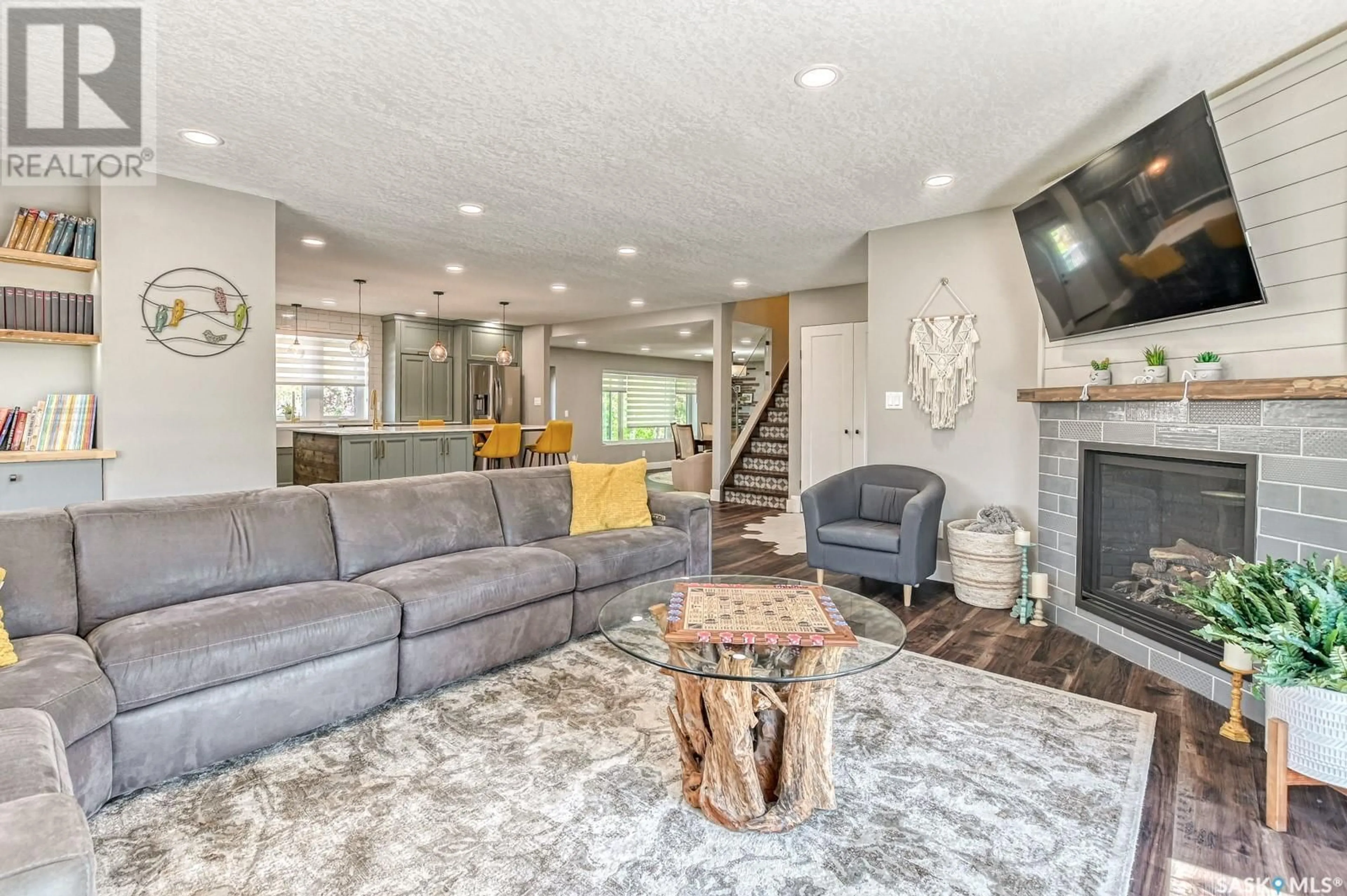 Living room with furniture, unknown for 9 MEADOW ROAD, White City Saskatchewan S0G5B0