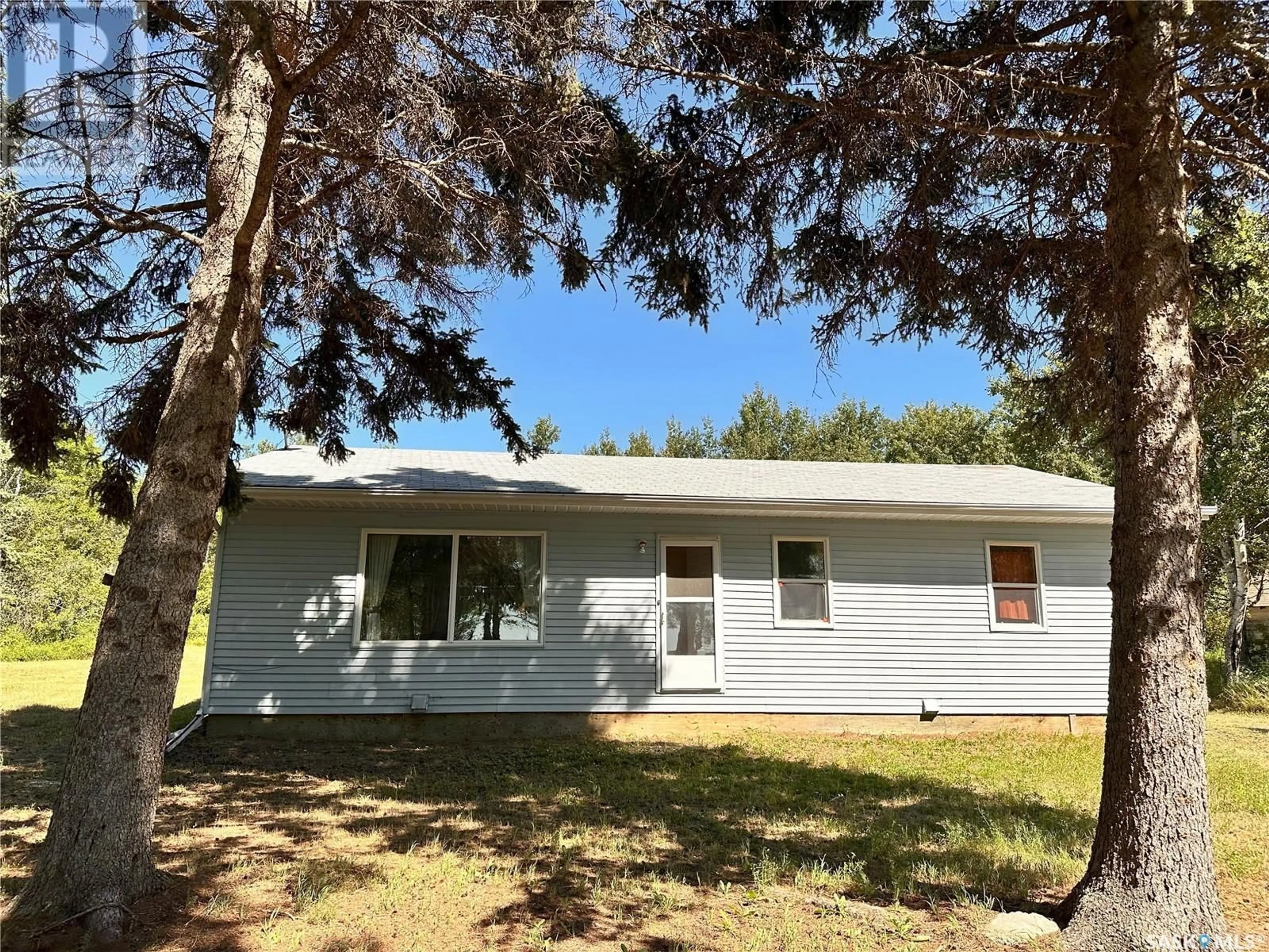 Home with vinyl exterior material, street for BLACK JEWEL ESTATES, Keys Rm No. 303 Saskatchewan S0A0L0