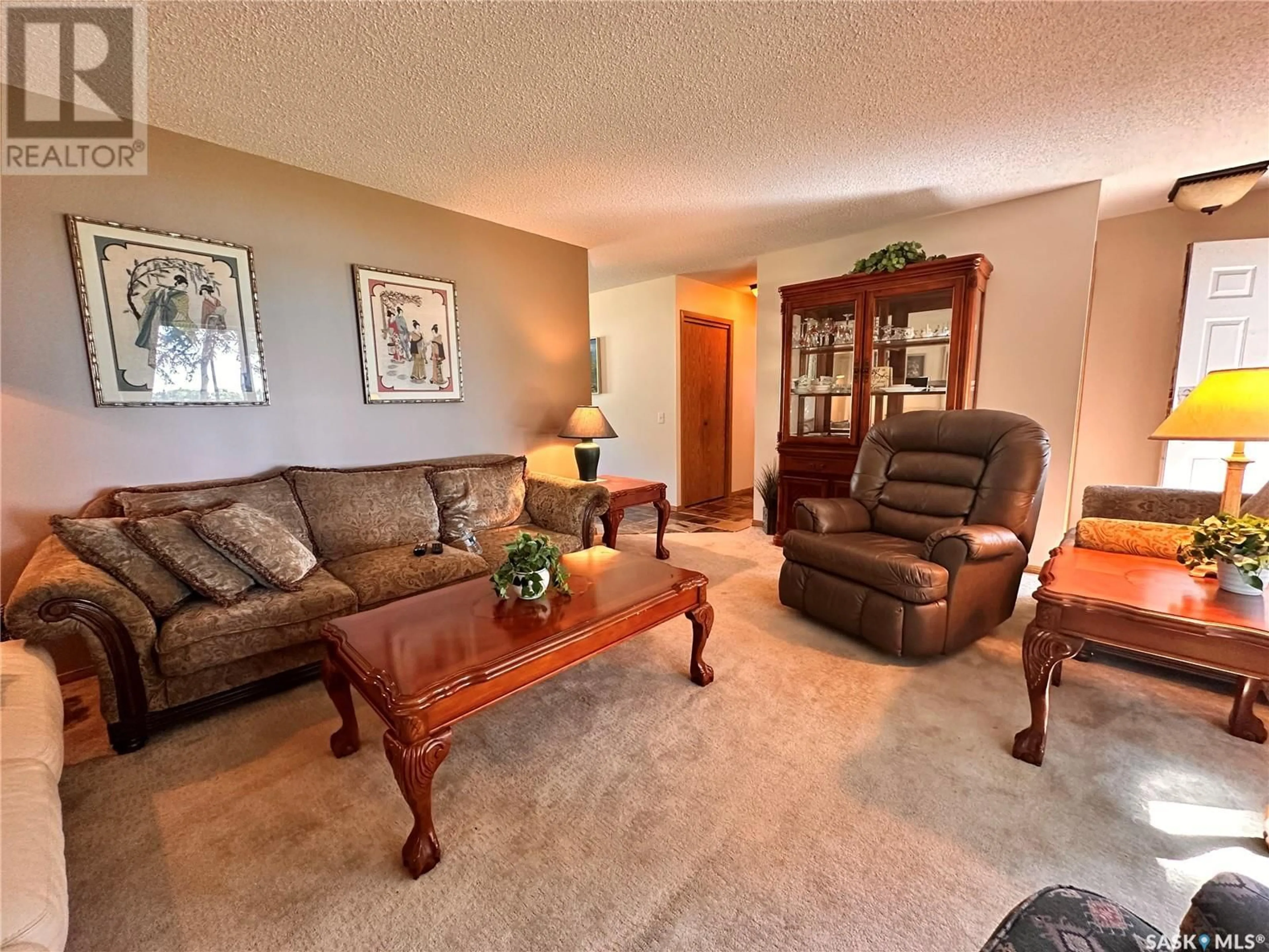 Living room with furniture, unknown for BLACK JEWEL ESTATES, Keys Rm No. 303 Saskatchewan S0A0L0