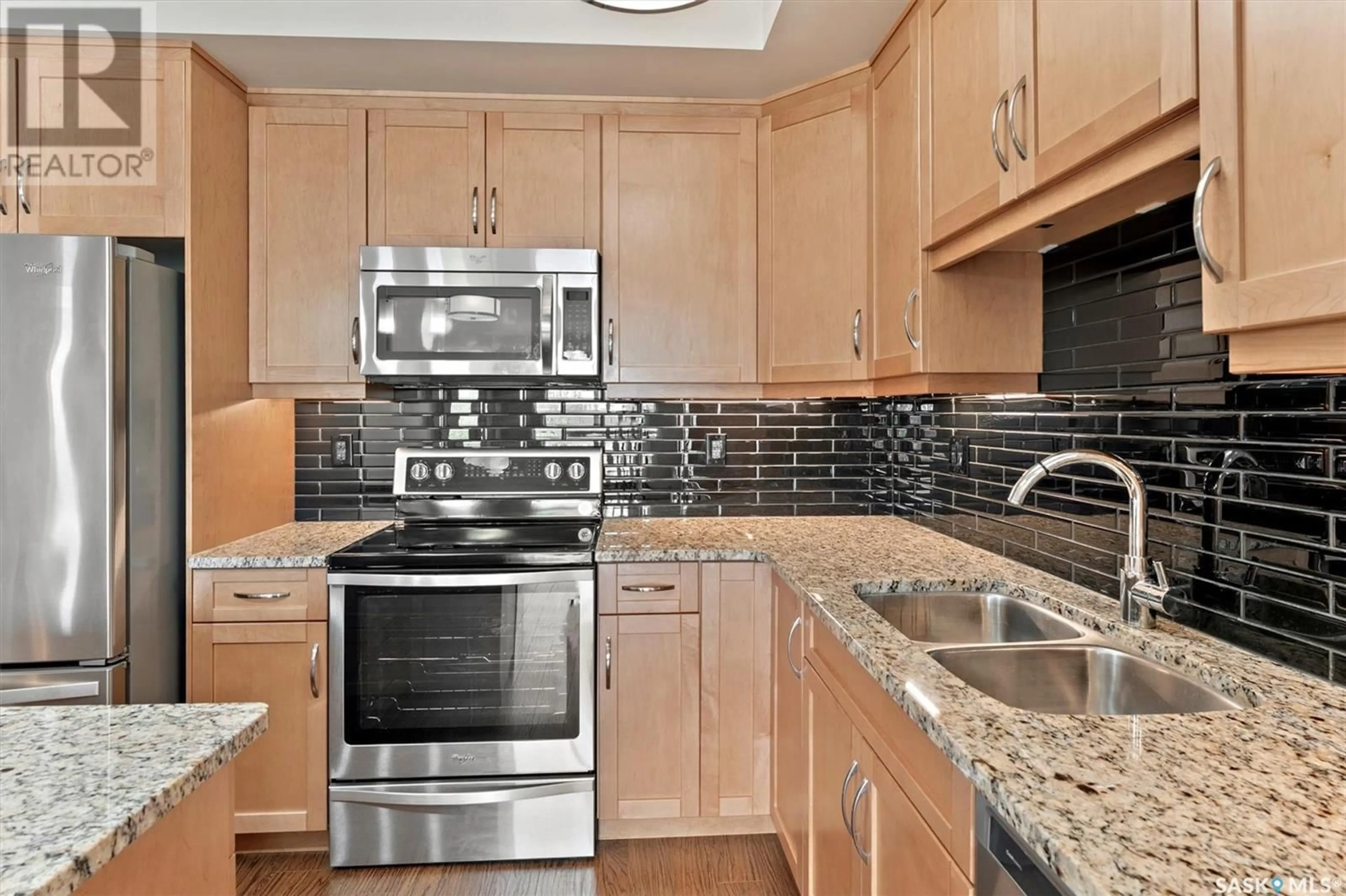 Standard kitchen, ceramic/tile floor for 308 - 1015 MOSS AVENUE, Saskatoon Saskatchewan S7H4J3