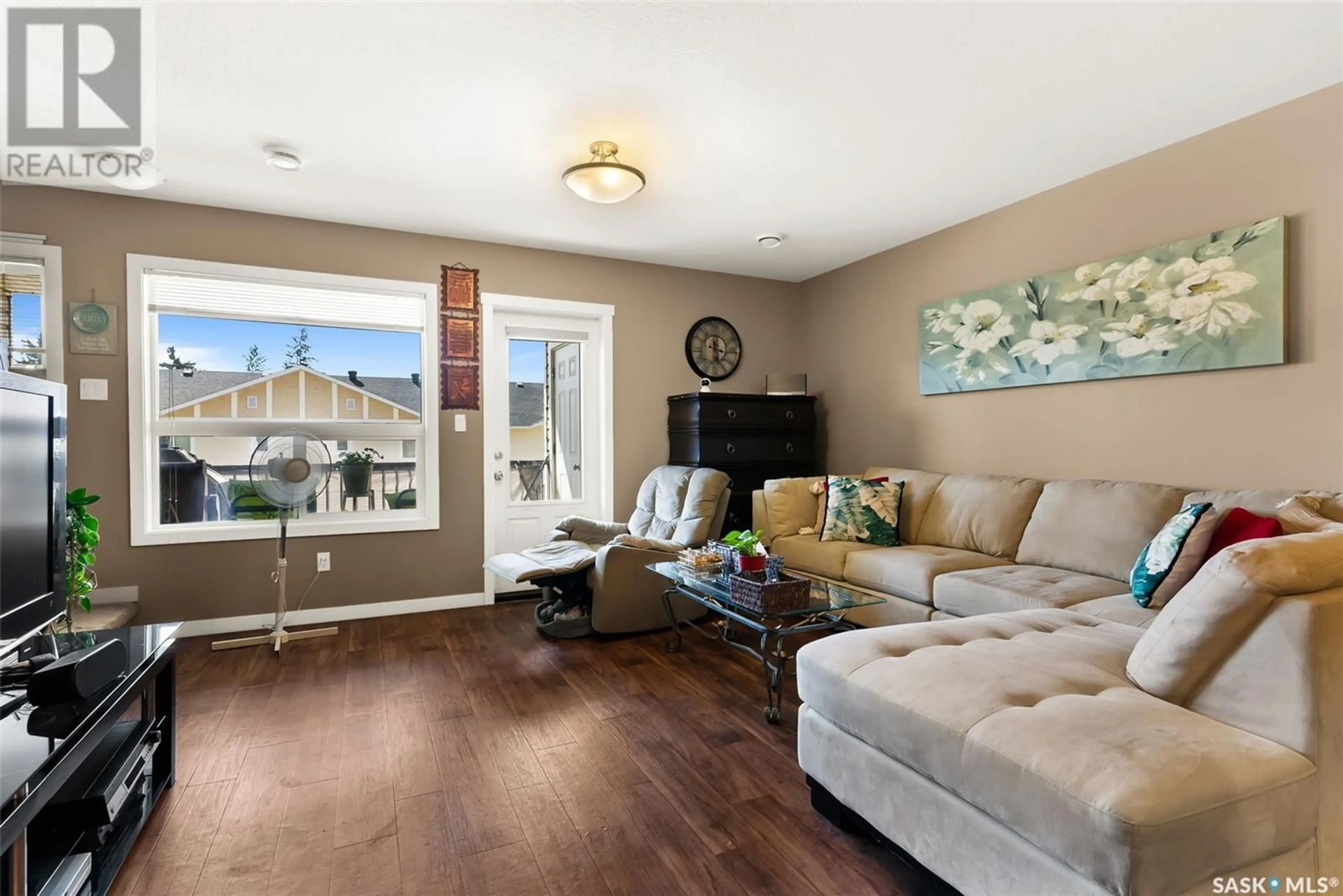 Living room with furniture, unknown for 1220 - 213 EMPRESS STREET, Regina Saskatchewan S4T1G7