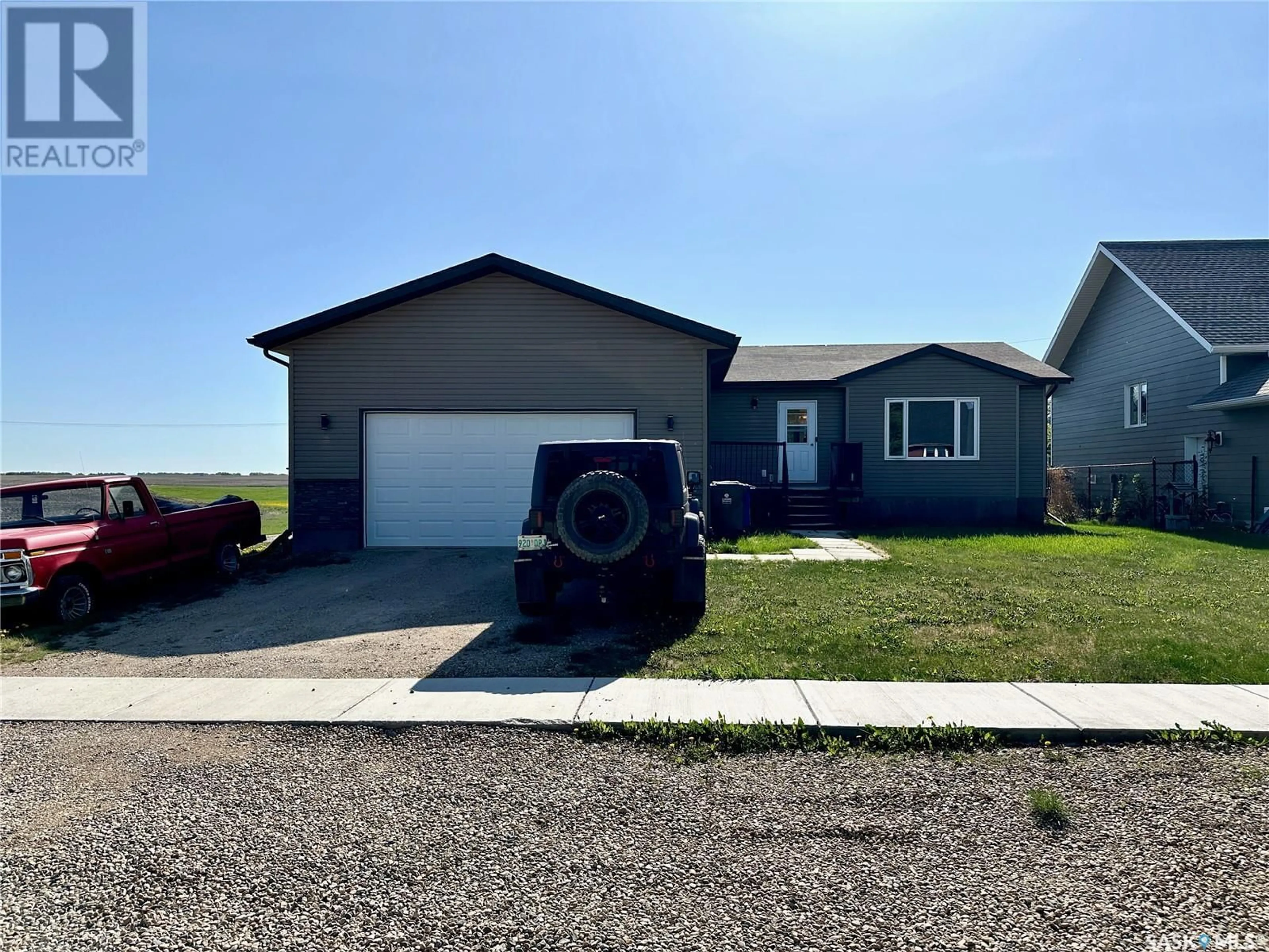 Home with vinyl exterior material, street for 308 MAPLE DRIVE, Allan Saskatchewan S0K0C0
