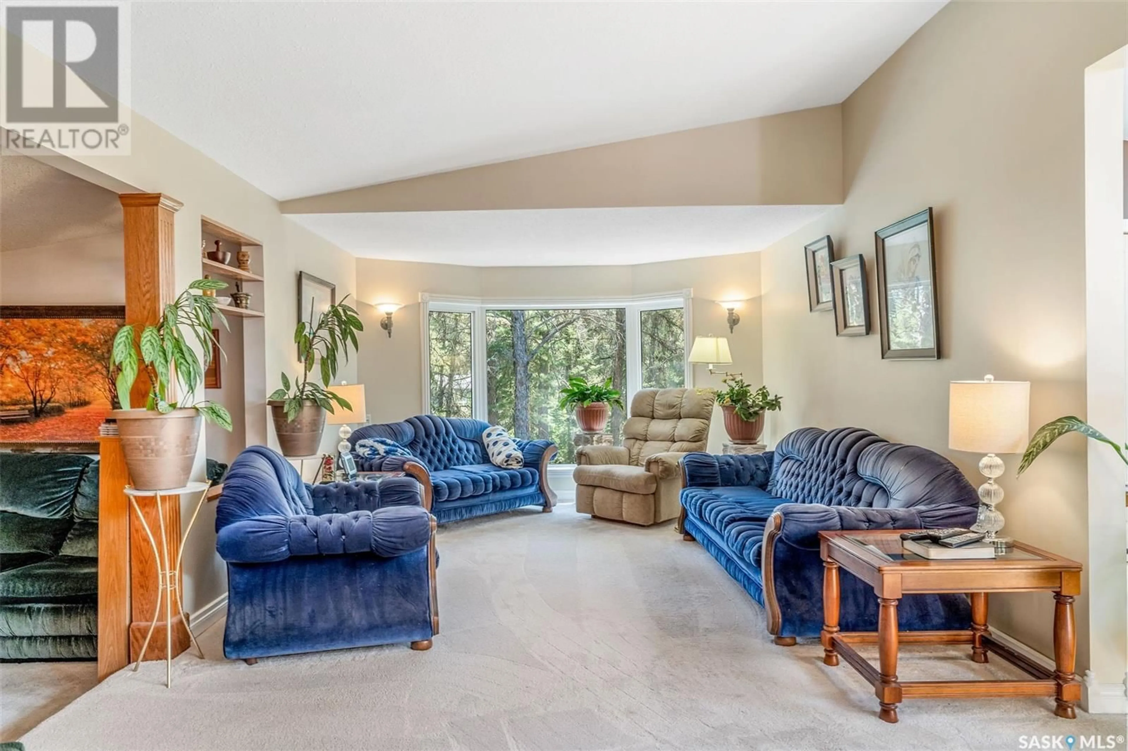 Living room with furniture, unknown for 543 PINELAND PLACE, Buckland Rm No. 491 Saskatchewan S6V5R3