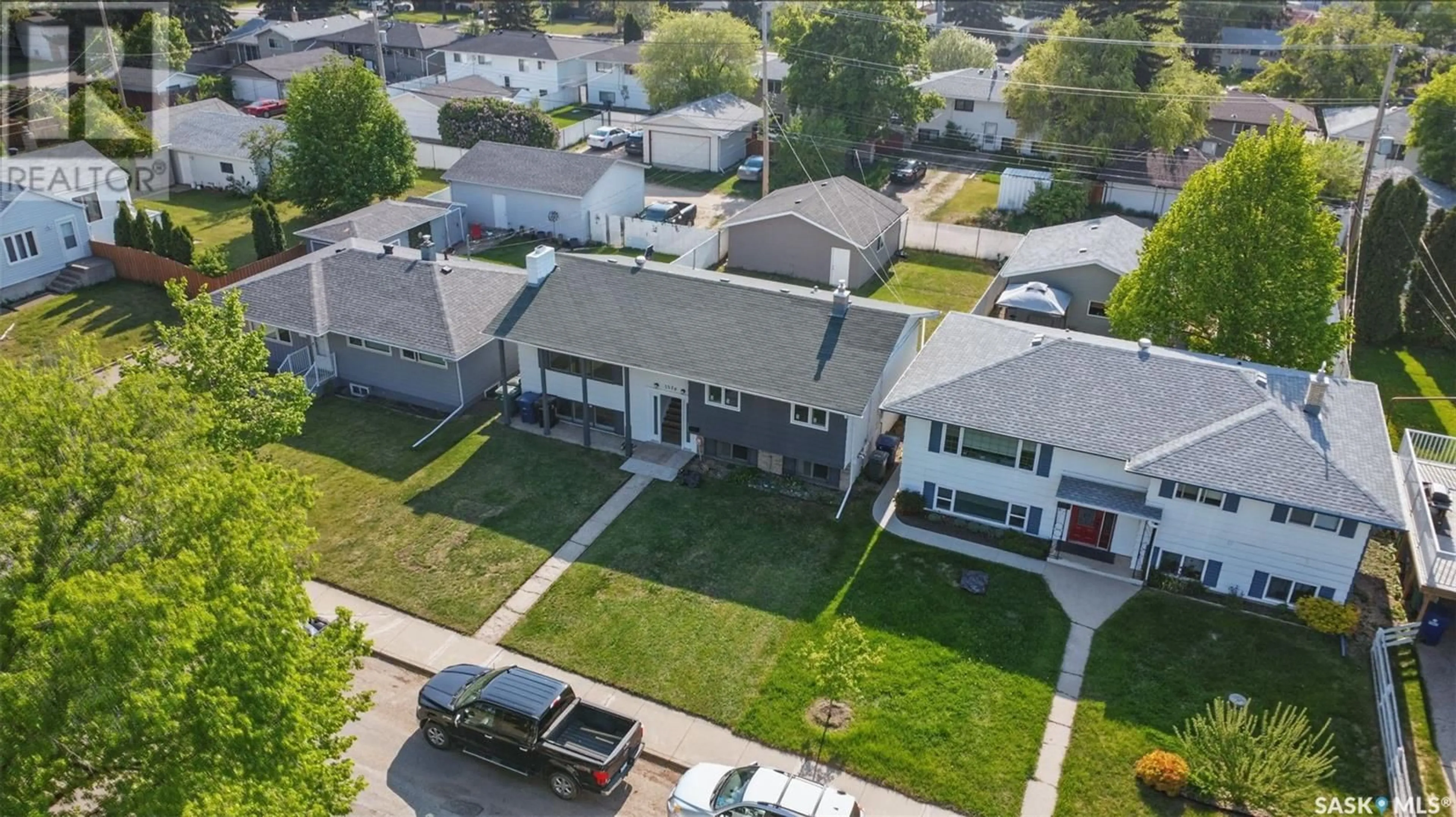 A pic from outside/outdoor area/front of a property/back of a property/a pic from drone, street for 1320 ARGYLE AVENUE, Saskatoon Saskatchewan S7H2W4