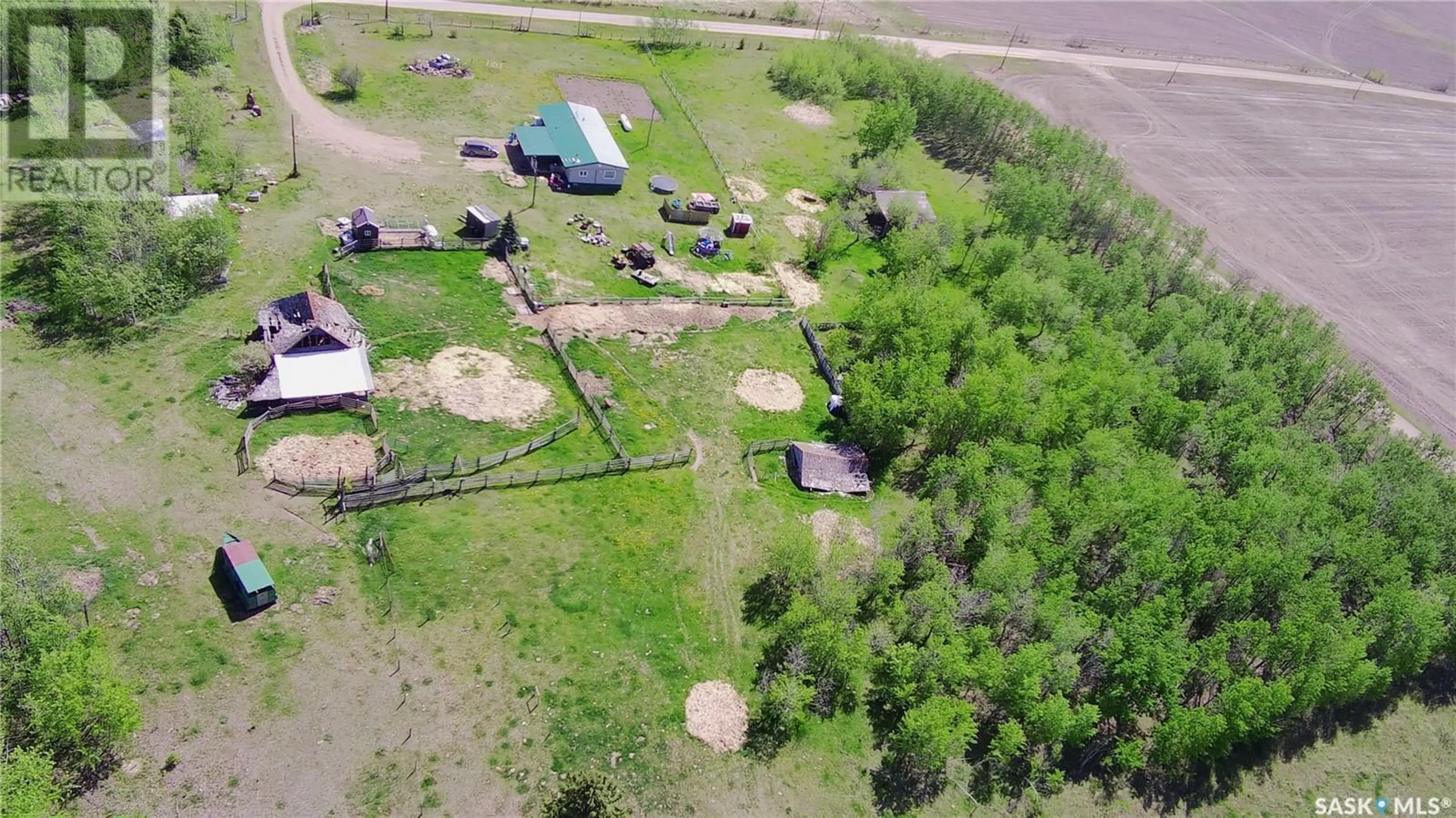 A pic from outside/outdoor area/front of a property/back of a property/a pic from drone, street for BULL ACREAGE, Frenchman Butte Rm No. 501 Saskatchewan S0M2T0