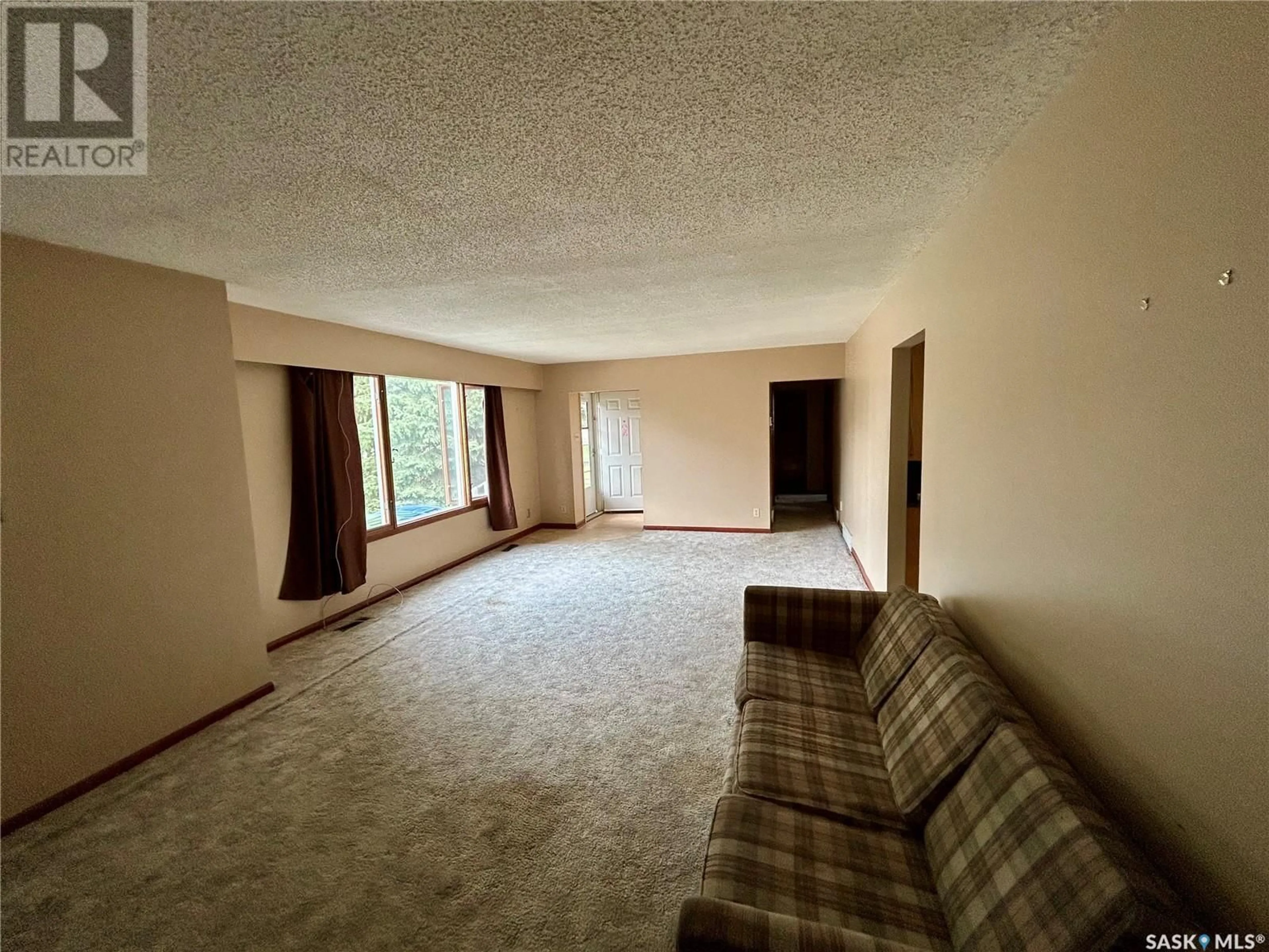 A pic of a room for 2716 JARVIS DRIVE, Saskatoon Saskatchewan S7J2V3