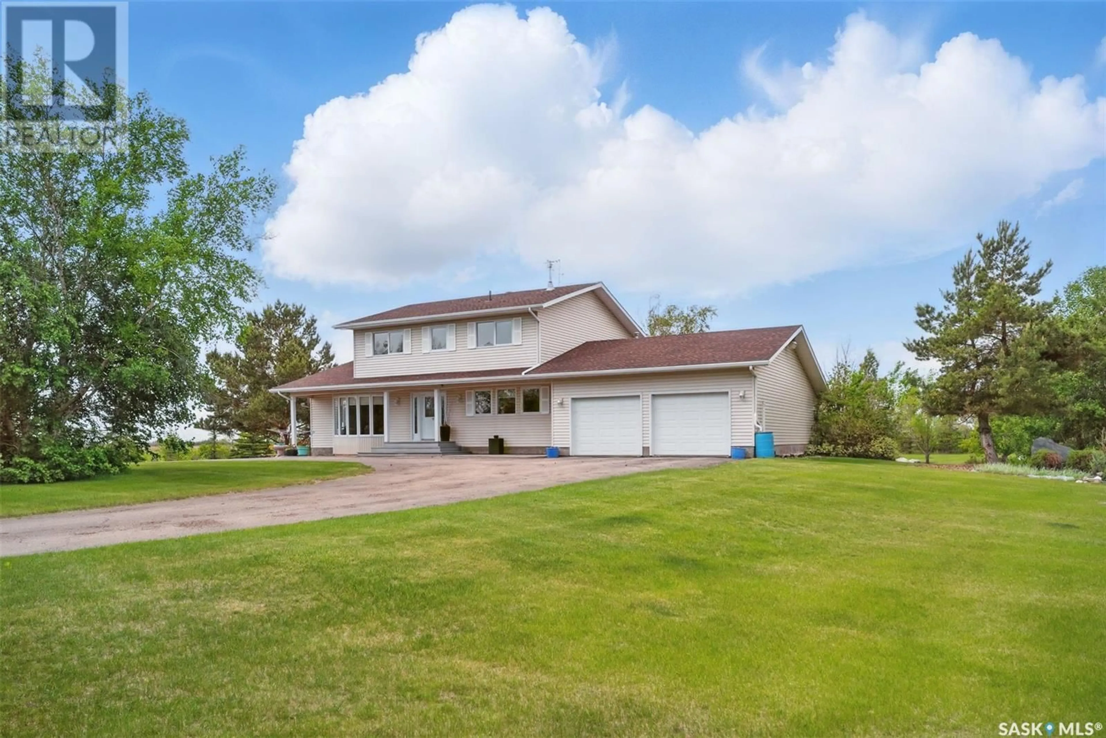 Home with vinyl exterior material, unknown for MATHISON ACREAGE, Corman Park Rm No. 344 Saskatchewan S0K2T0