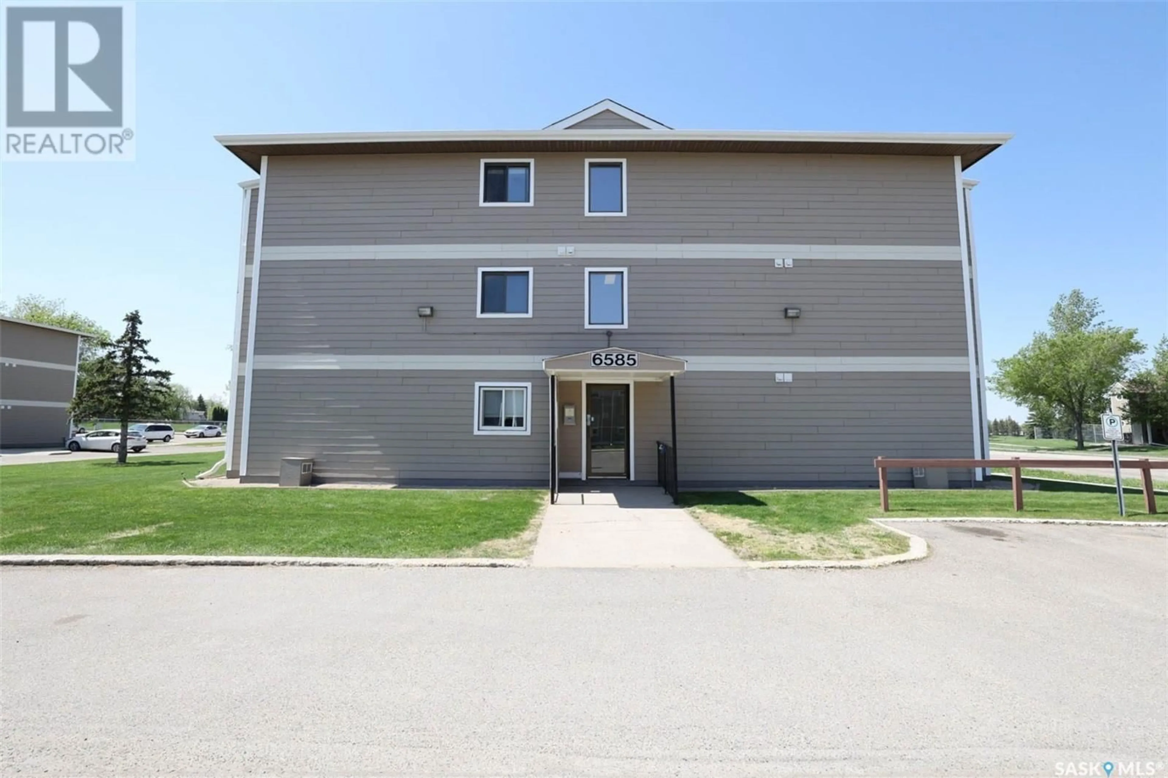 Unknown for 6585 - 3 ROCHDALE BOULEVARD, Regina Saskatchewan S4X2Z1