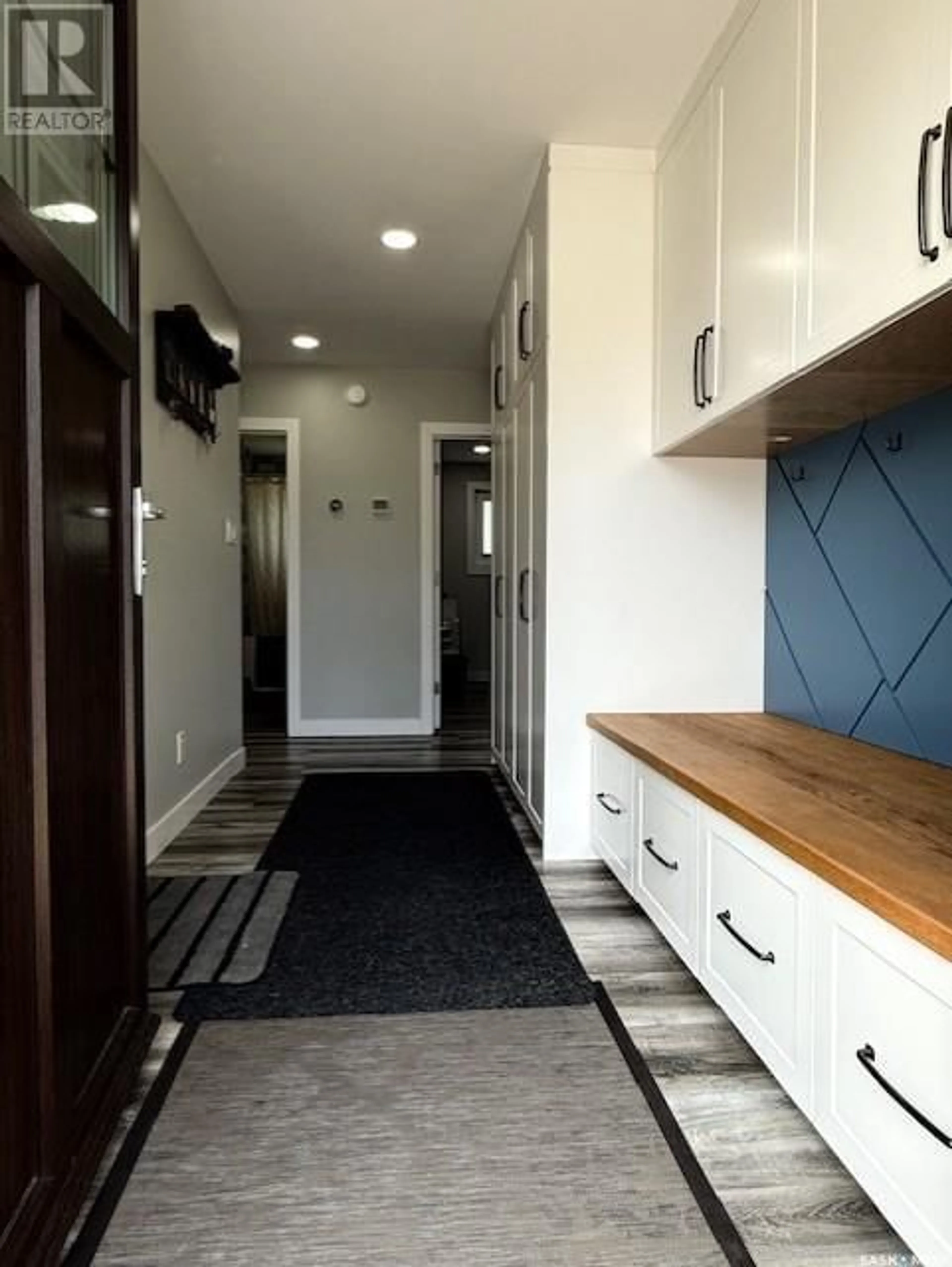 Indoor entryway for 310 MAIN STREET, Neudorf Saskatchewan S0A2T0
