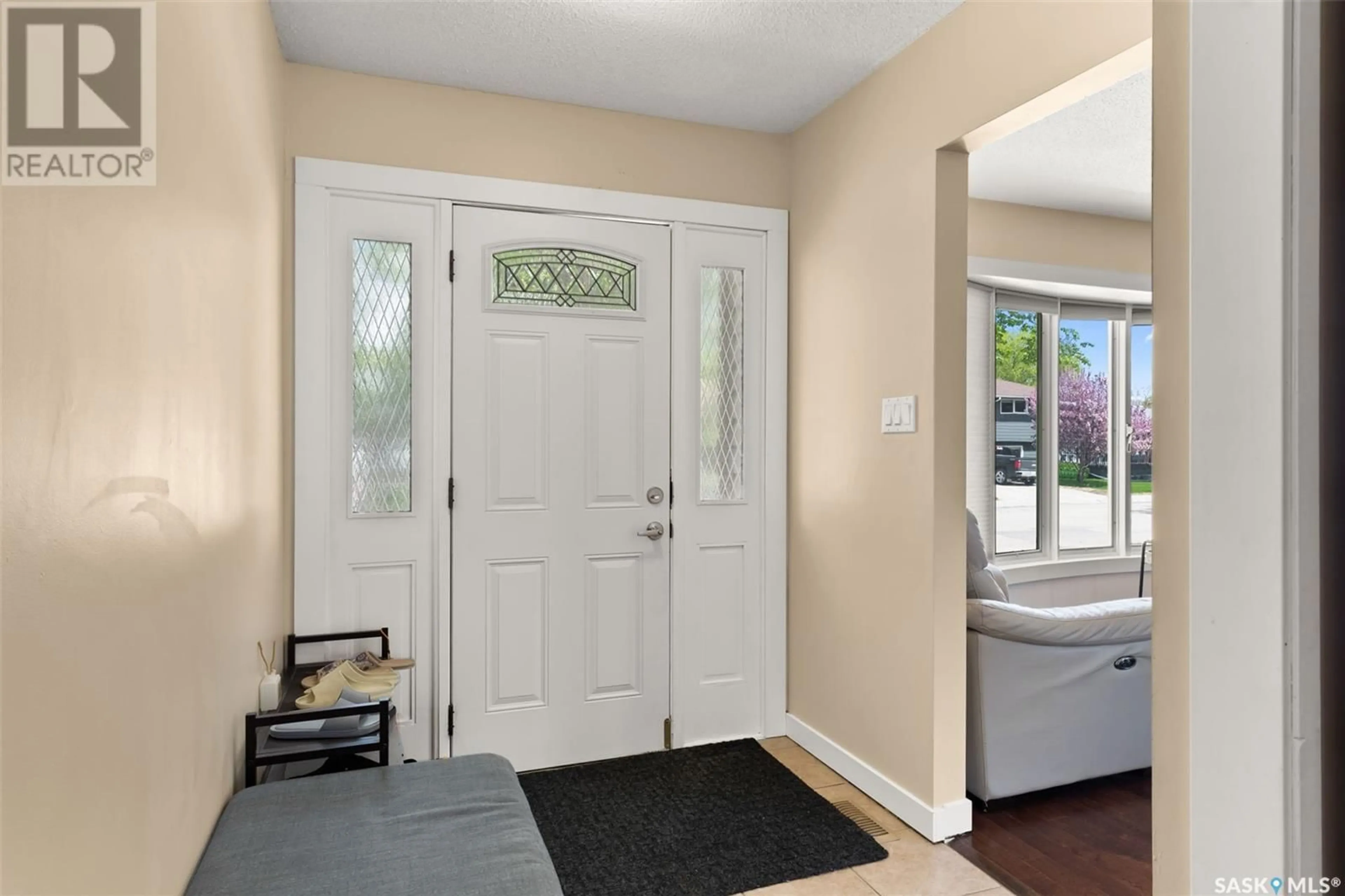 Indoor entryway for 47 LAUBACH AVENUE, Regina Saskatchewan S4S6C3