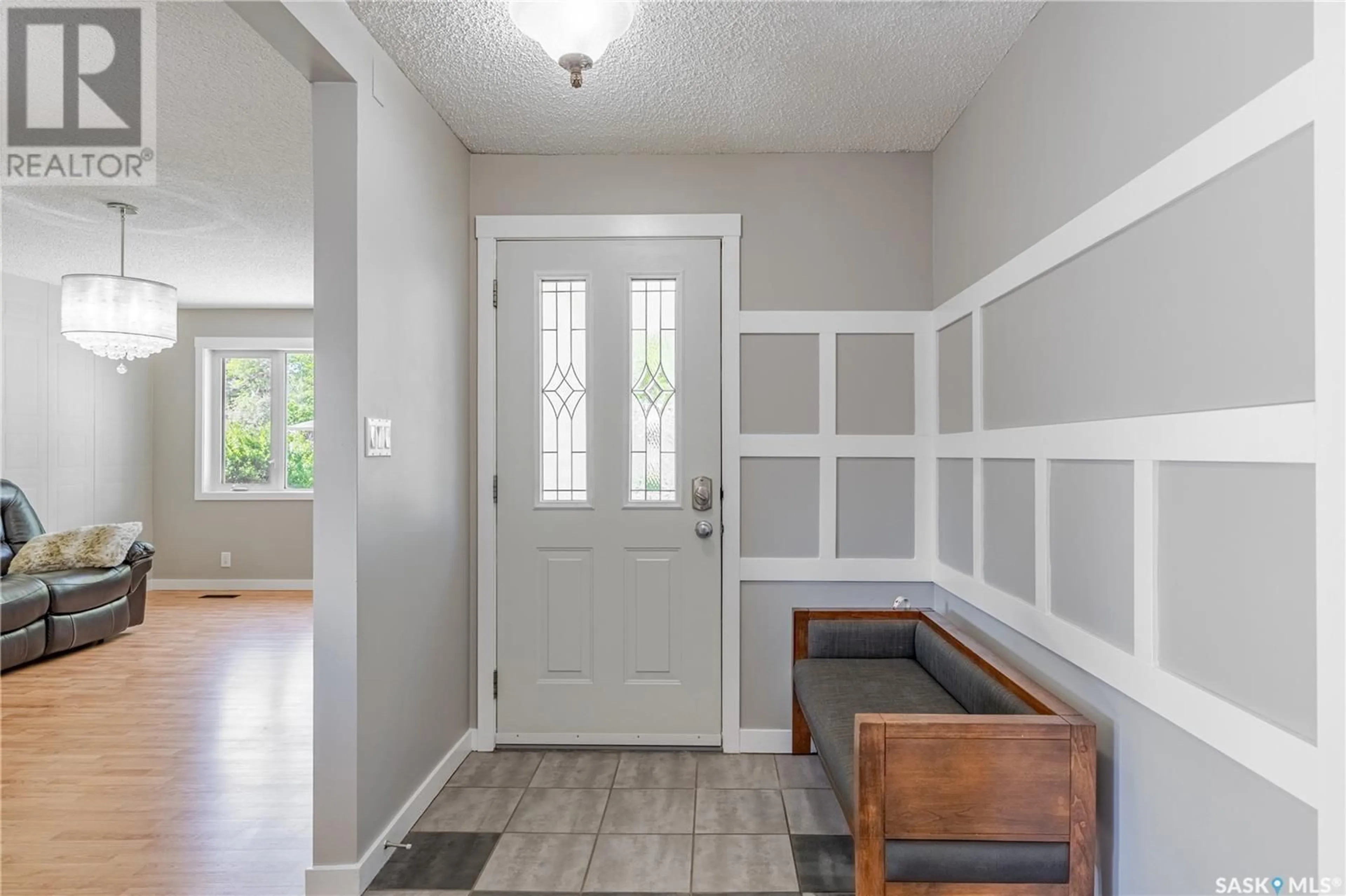 Indoor entryway for 88 MATHESON CRESCENT, Regina Saskatchewan S4R5C4