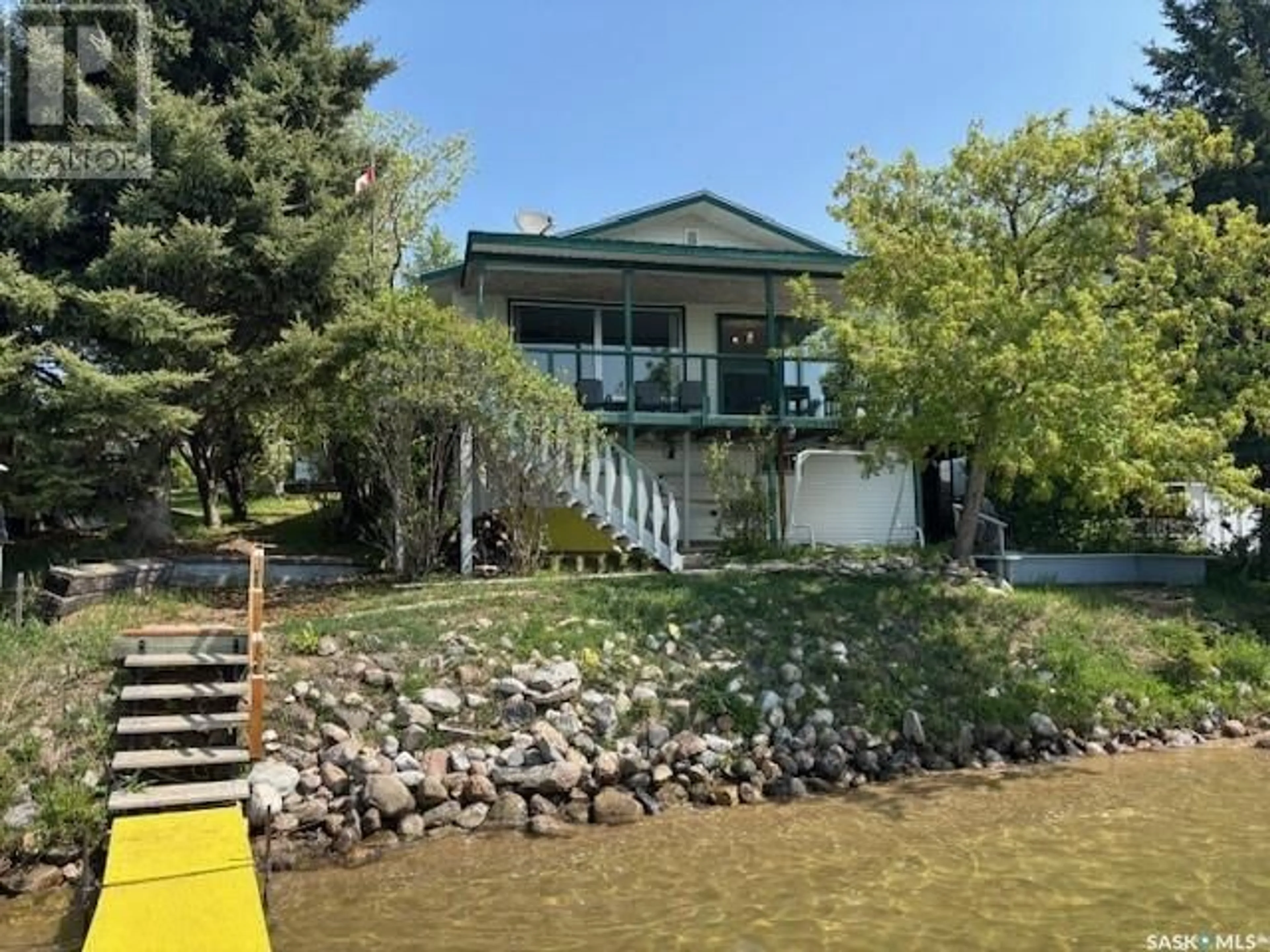 A pic from outside/outdoor area/front of a property/back of a property/a pic from drone, water/lake/river/ocean view for 309 LAKEVIEW DRIVE, Keys Rm No. 303 Saskatchewan S0A0L0