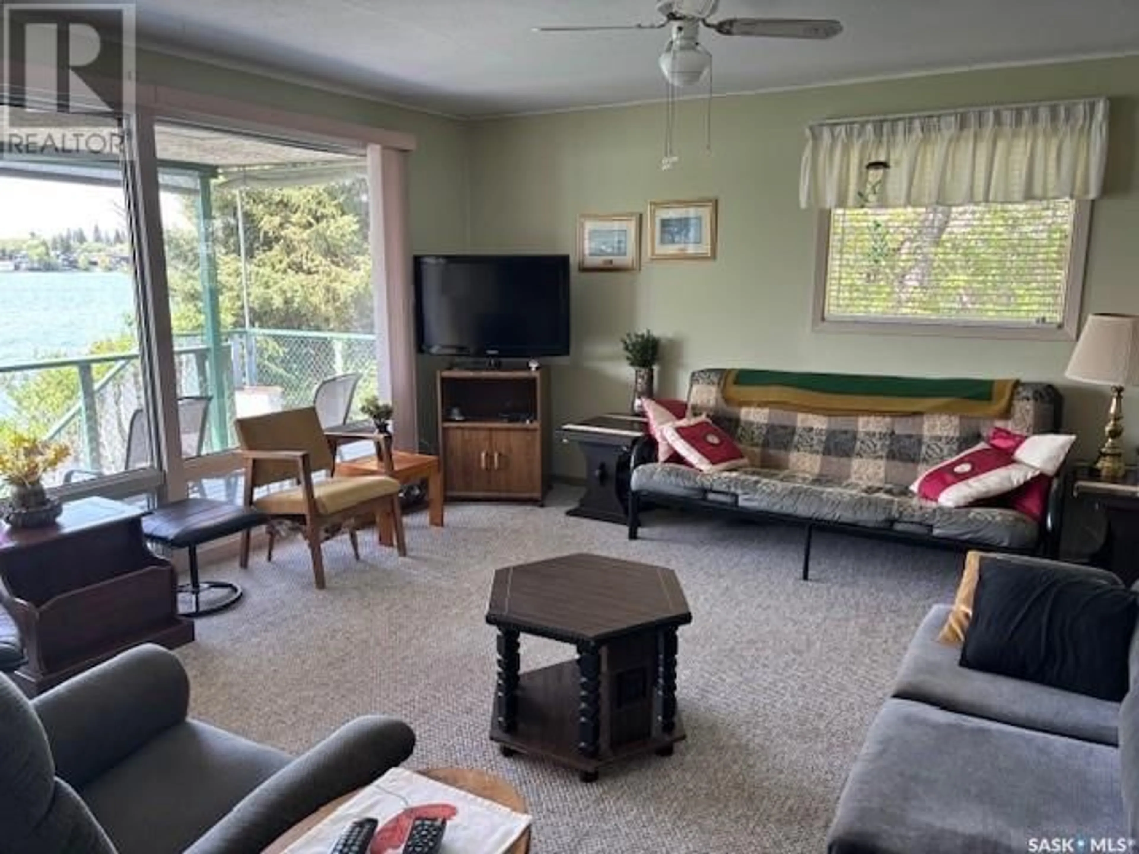 Living room with furniture, unknown for 309 LAKEVIEW DRIVE, Keys Rm No. 303 Saskatchewan S0A0L0