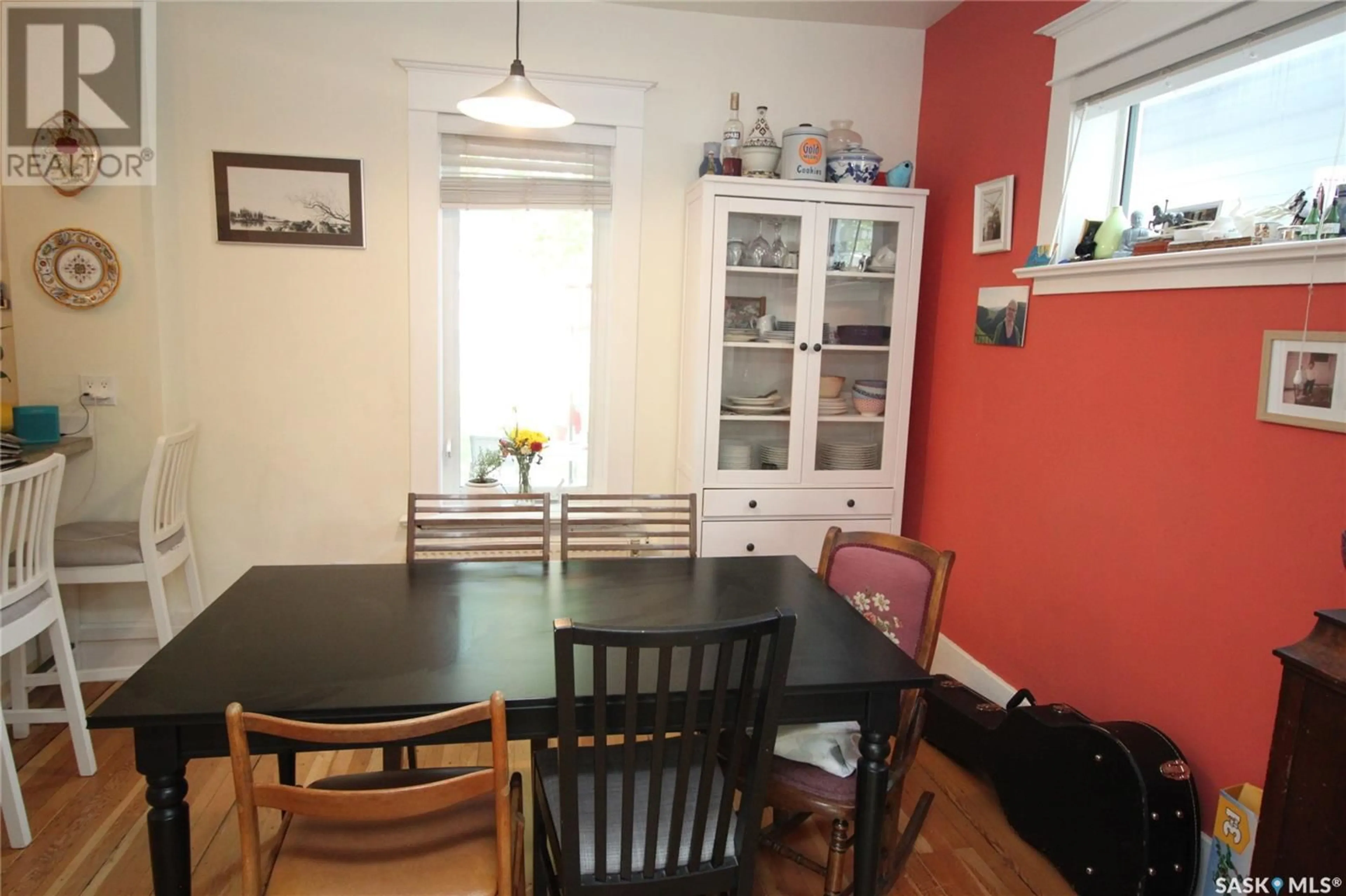 Dining room, unknown for 807 MAIN STREET, Saskatoon Saskatchewan S7H0K2