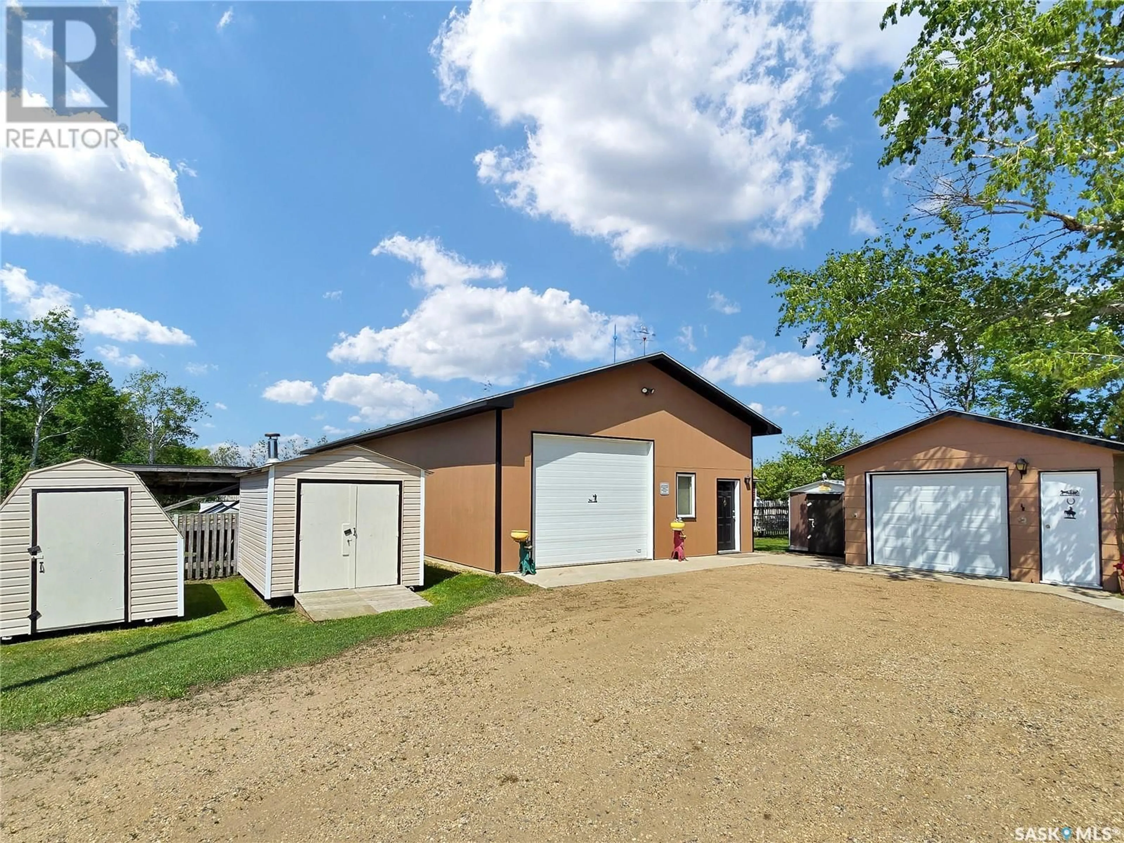 A pic from outside/outdoor area/front of a property/back of a property/a pic from drone, street for WARMAN ACREAGE, Warman Saskatchewan S0K4S0