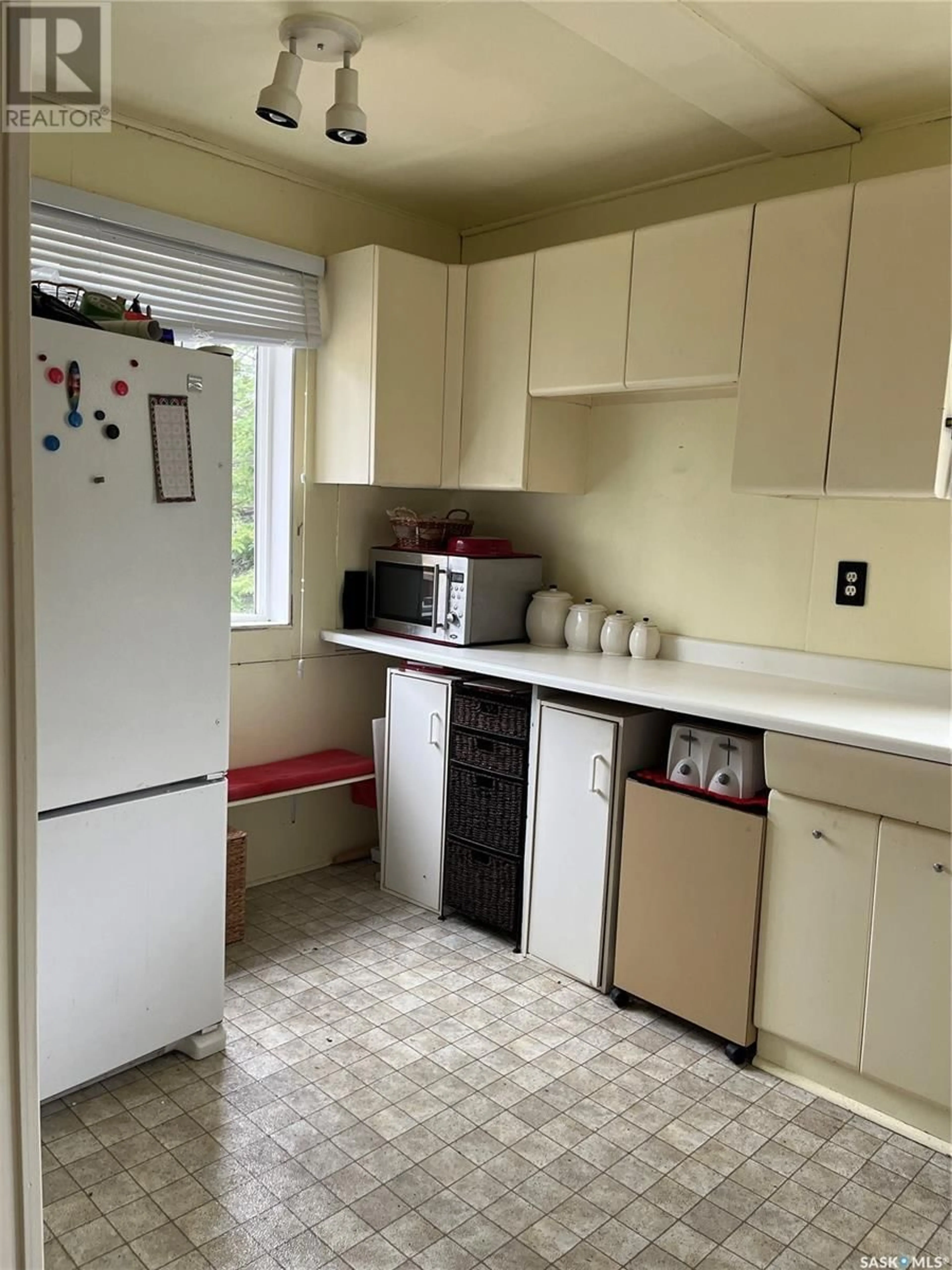 Standard kitchen, unknown for 3 FESZYK DRIVE, Dore Lake Saskatchewan S0M1B0