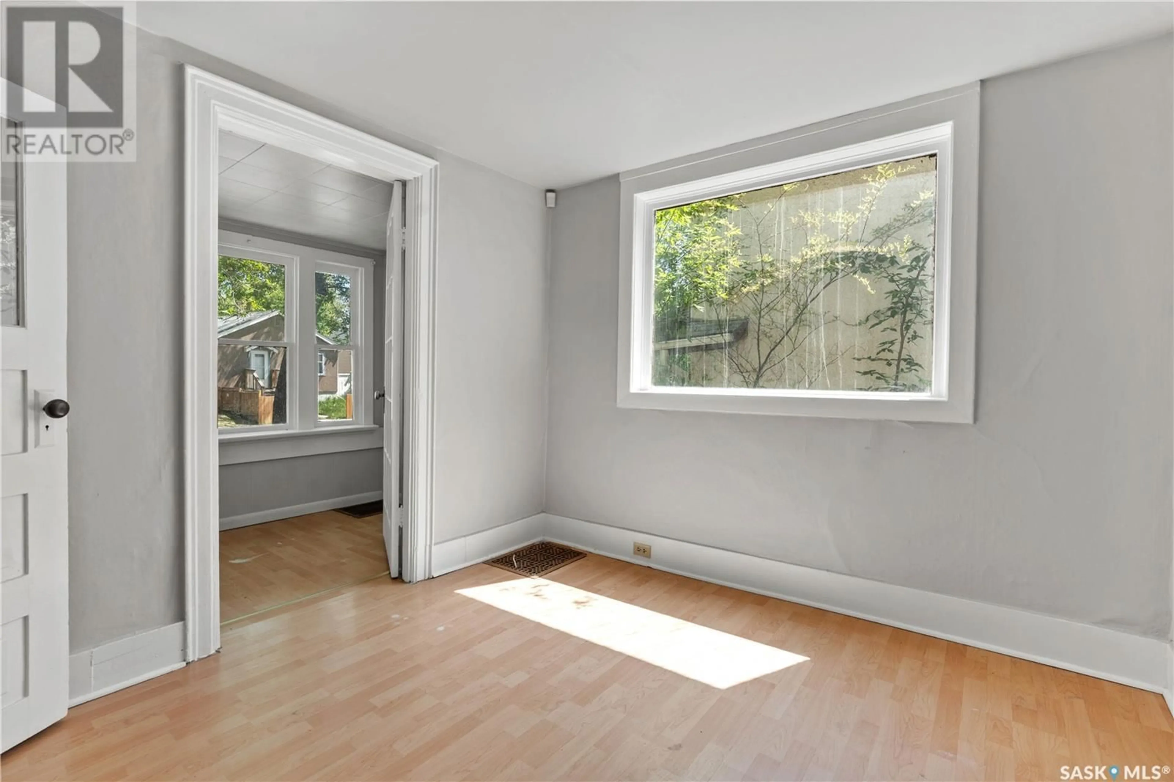 A pic of a room for 1628 TORONTO STREET, Regina Saskatchewan S4P1M2
