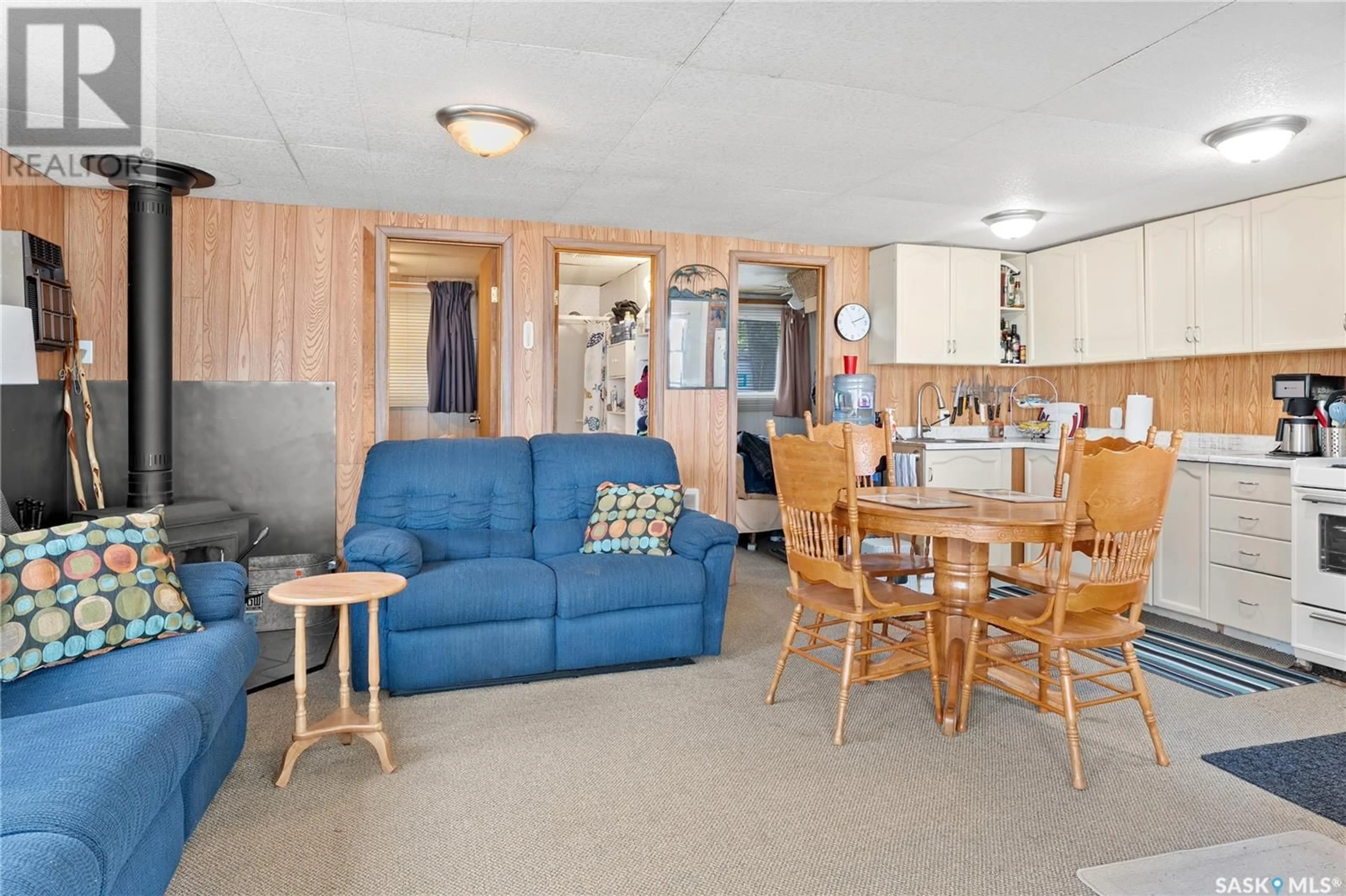 Living room with furniture, unknown for 128 LAKESHORE DRIVE, Lakeland Rm No. 521 Saskatchewan S0J0N0