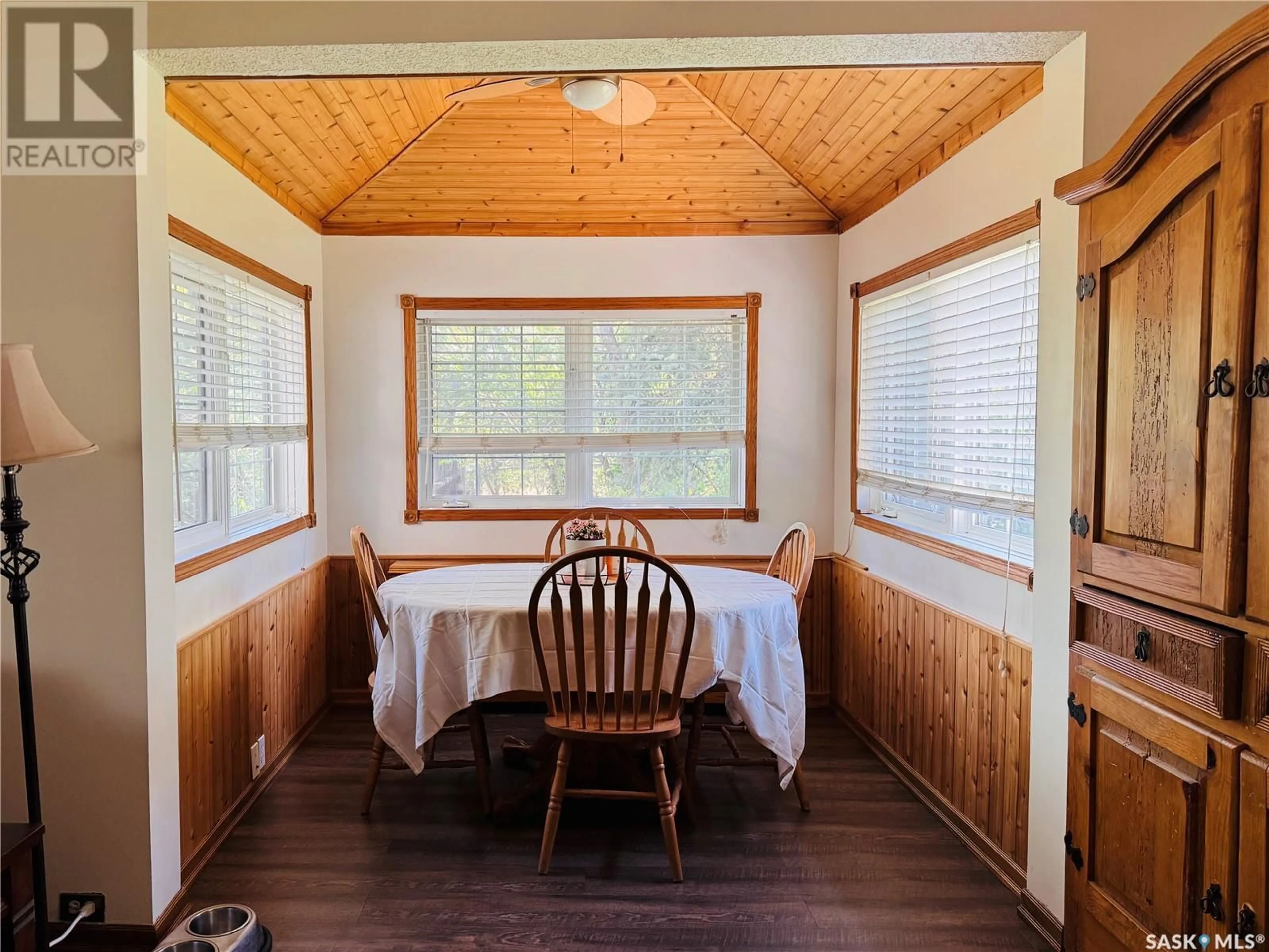 Dining room, wood/laminate floor for 1170 CLIFTON AVENUE, Moose Jaw Saskatchewan S6H3L5