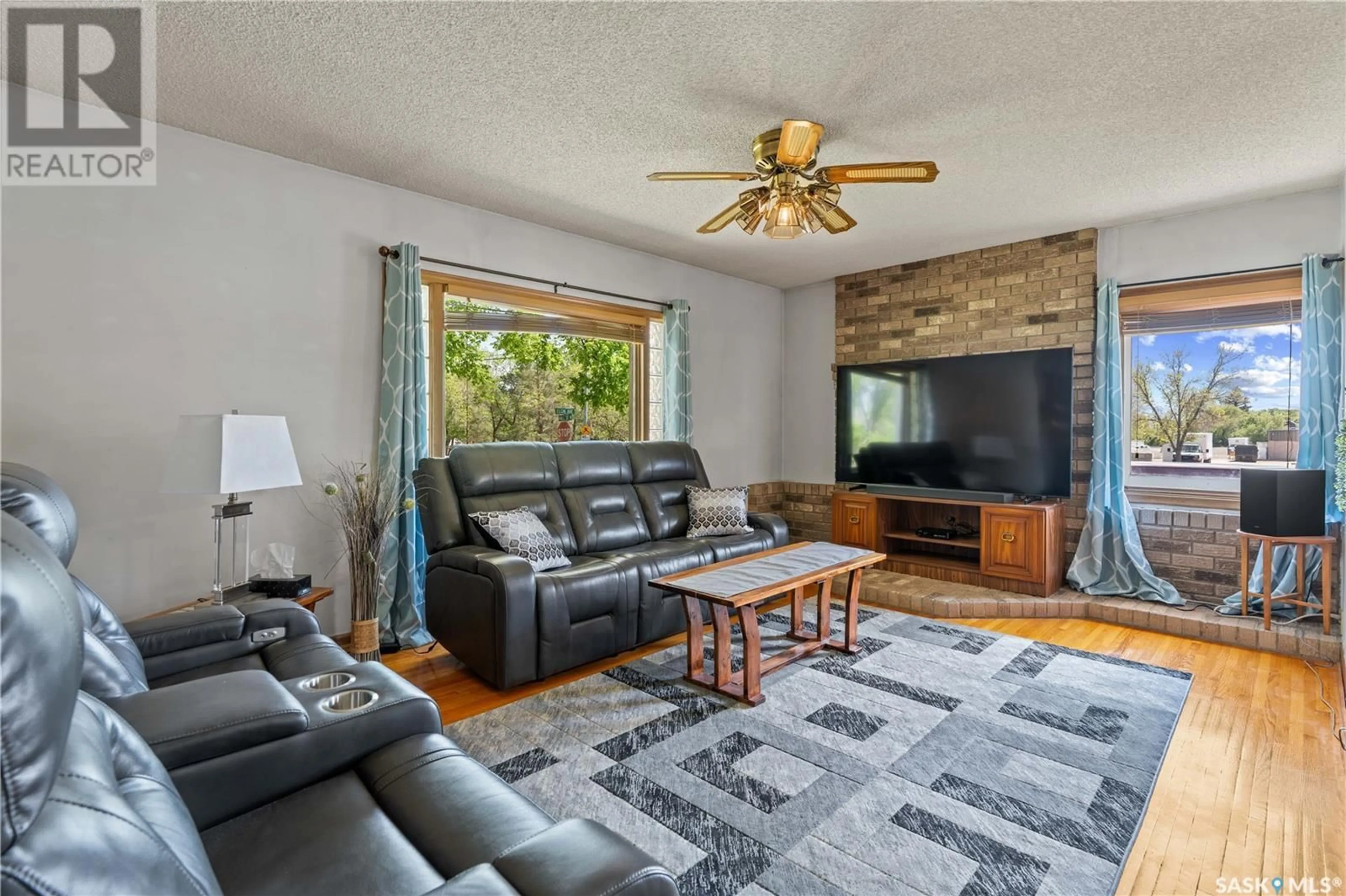 Living room with furniture, unknown for 1102 ELGIN AVENUE, Moose Jaw Saskatchewan S6H4H1