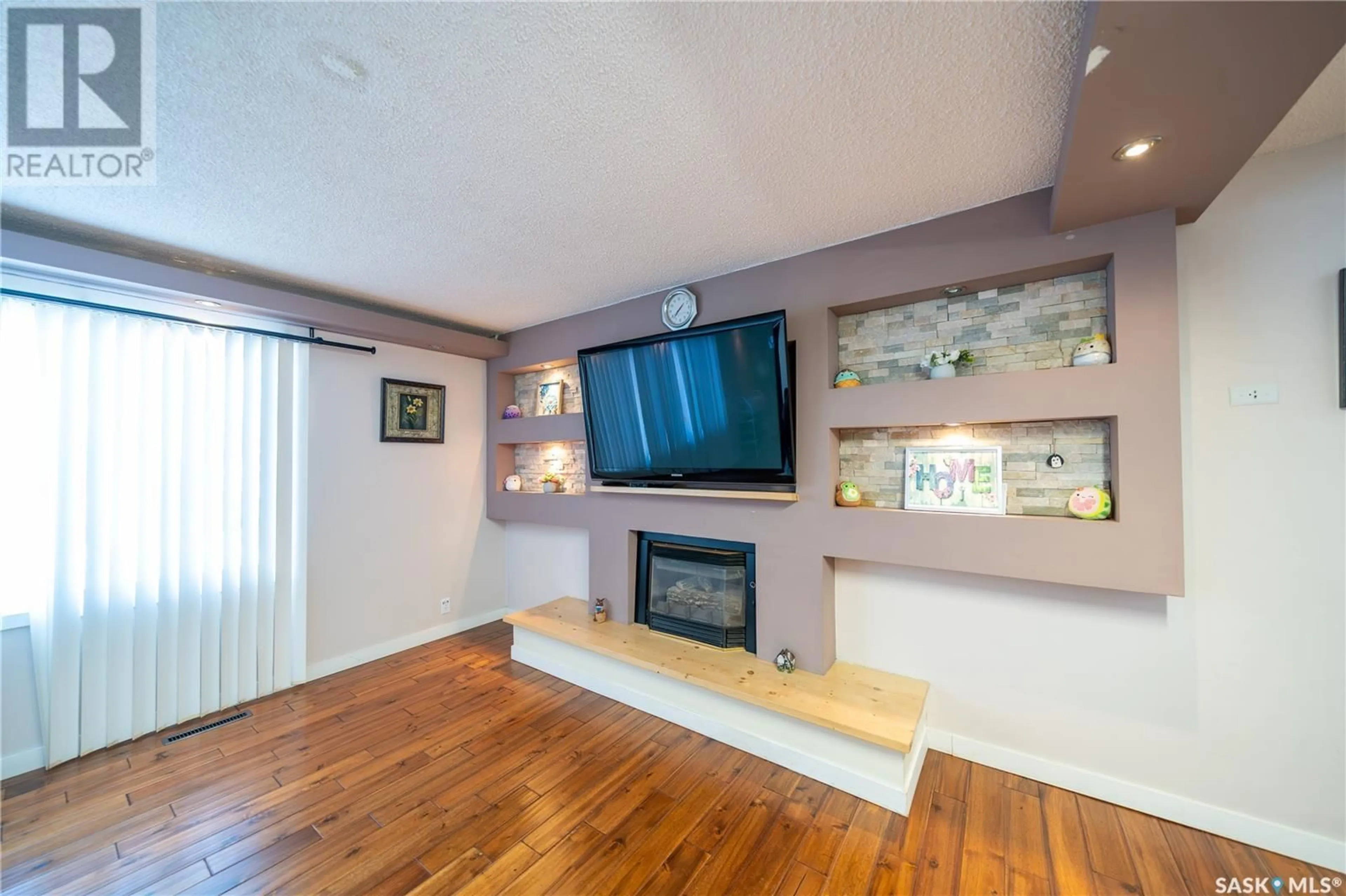 Home theater for 1405 MACPHERSON AVENUE, Regina Saskatchewan S4S4E1