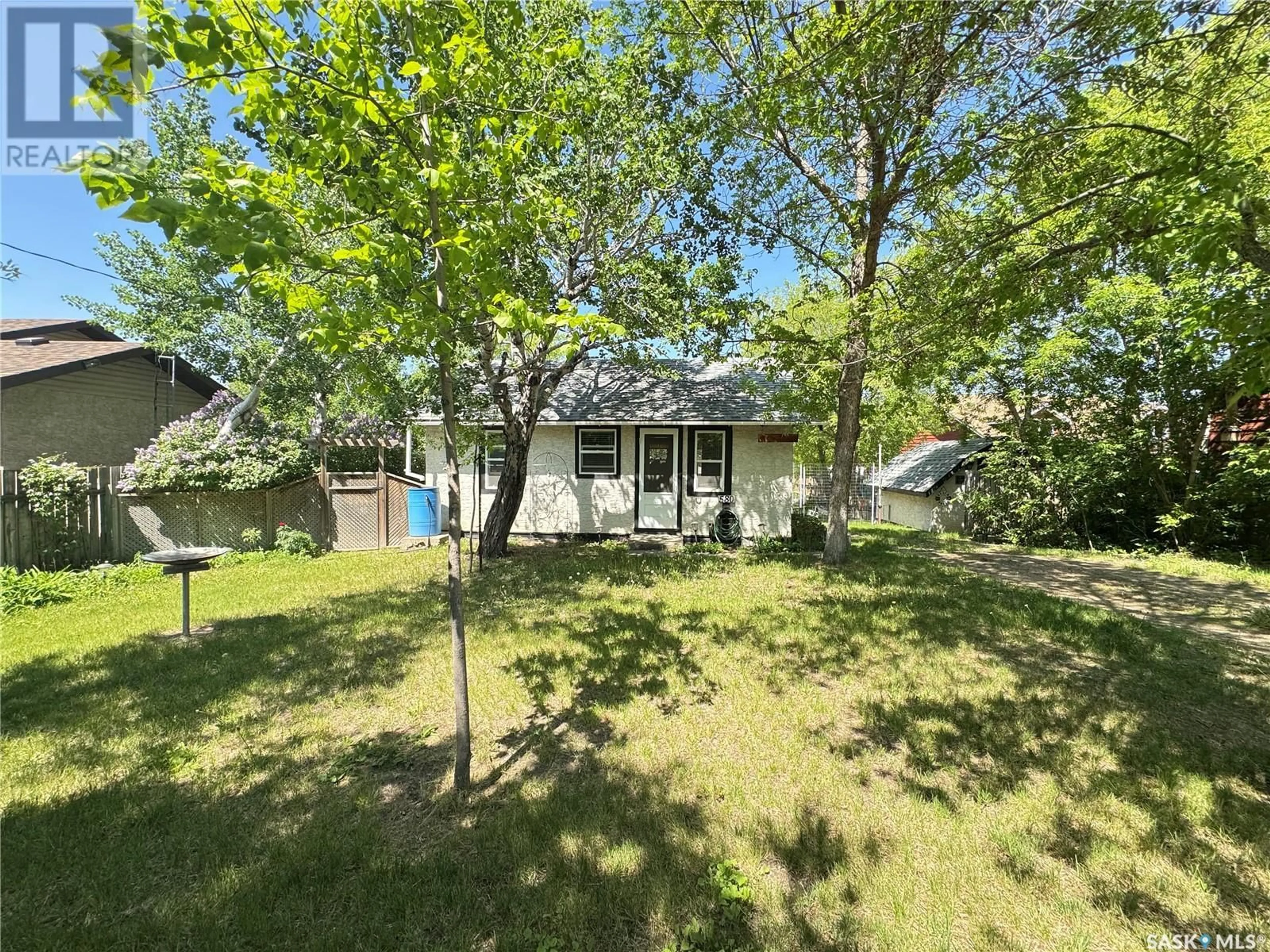 A pic from outside/outdoor area/front of a property/back of a property/a pic from drone, forest/trees view for 580 NICOLL AVENUE, Regina Beach Saskatchewan S0G4C0