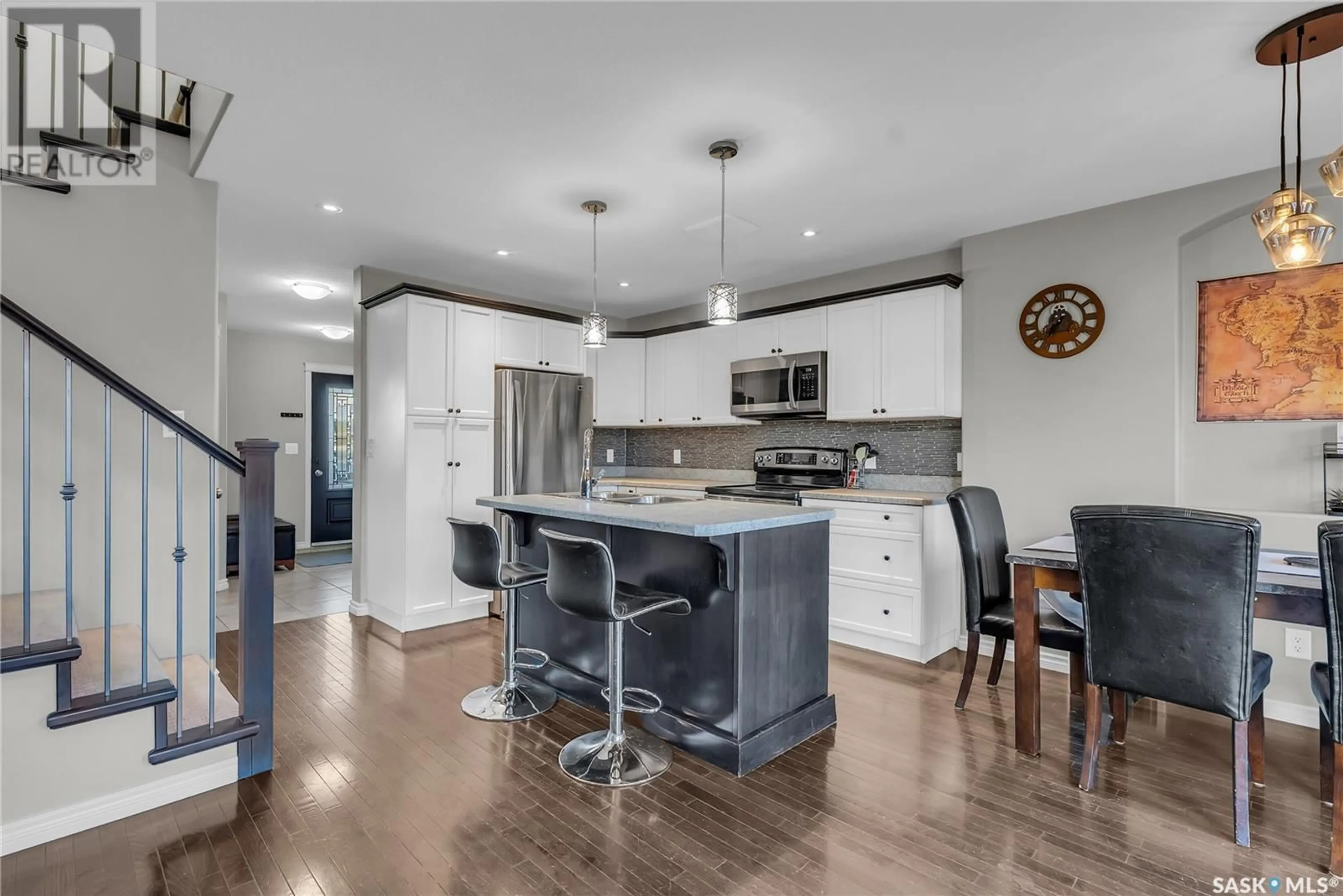 Open concept kitchen, unknown for 126 KEEDWELL STREET, Saskatoon Saskatchewan S7W1B4