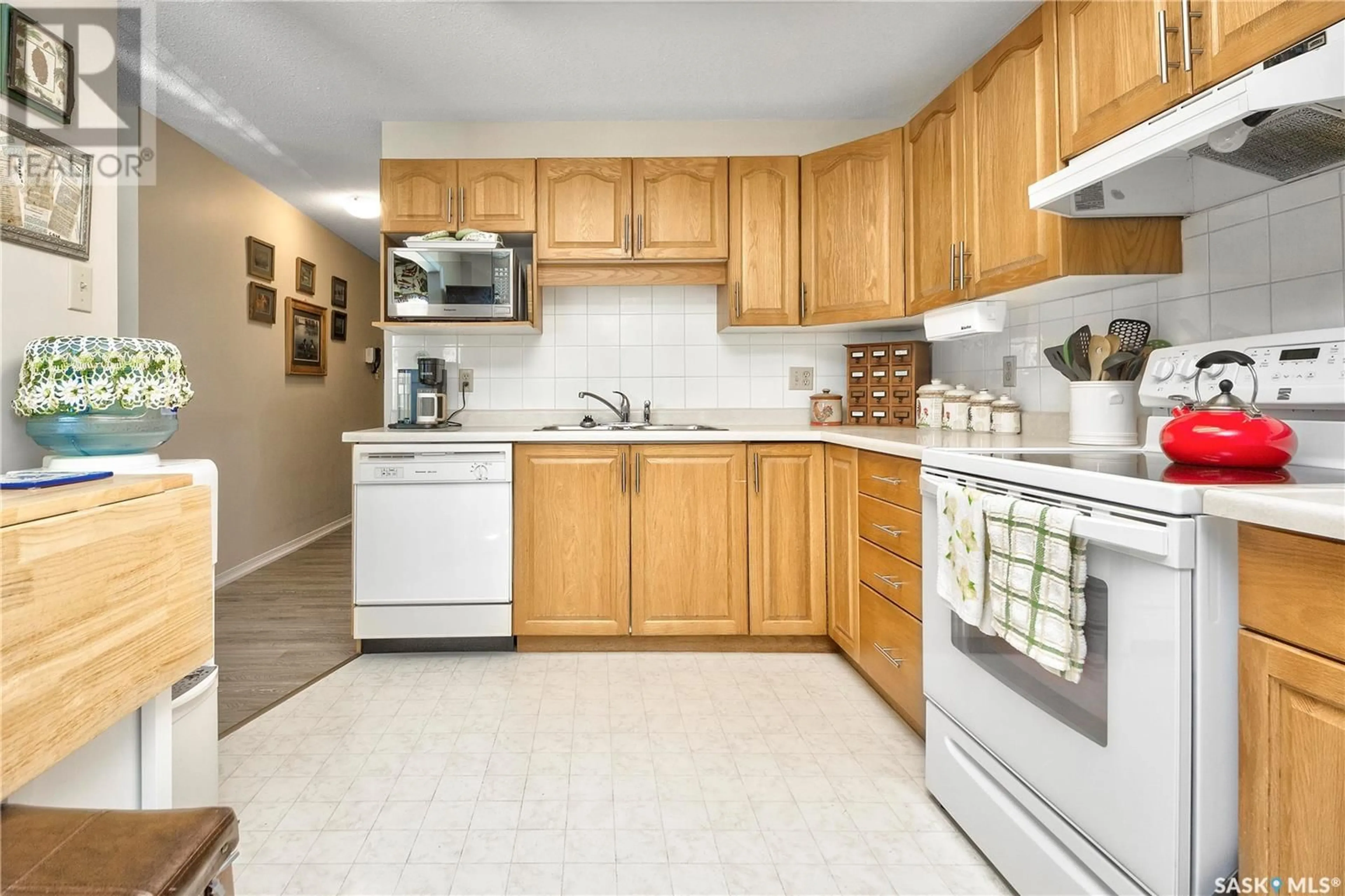 Standard kitchen, unknown for 103 - 2405 1ST AVENUE, Prince Albert Saskatchewan S6V5A2