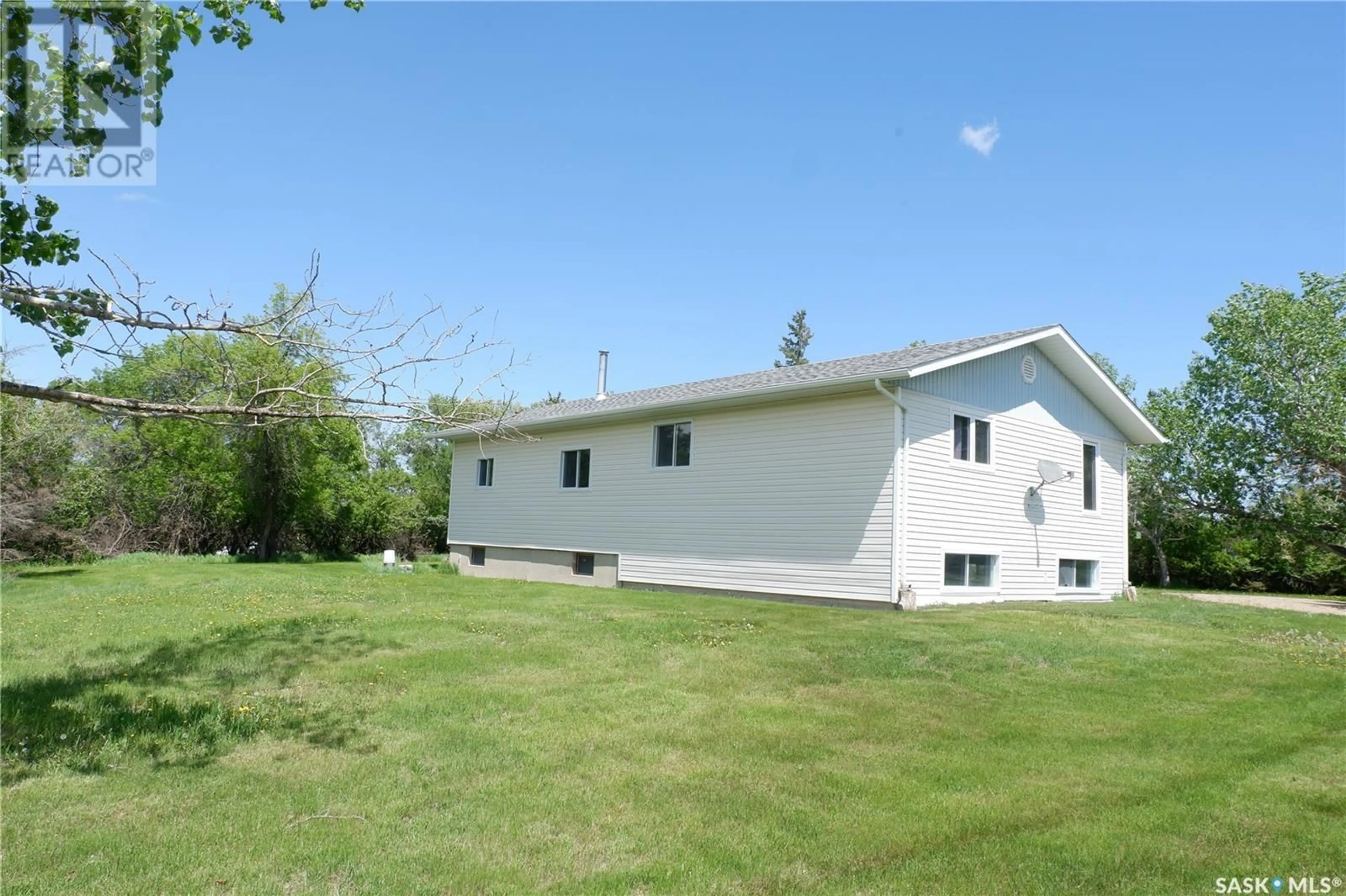 Unknown for FEICHT ACREAGE, Lake Of The Rivers Rm No. 72 Saskatchewan S0H0B0