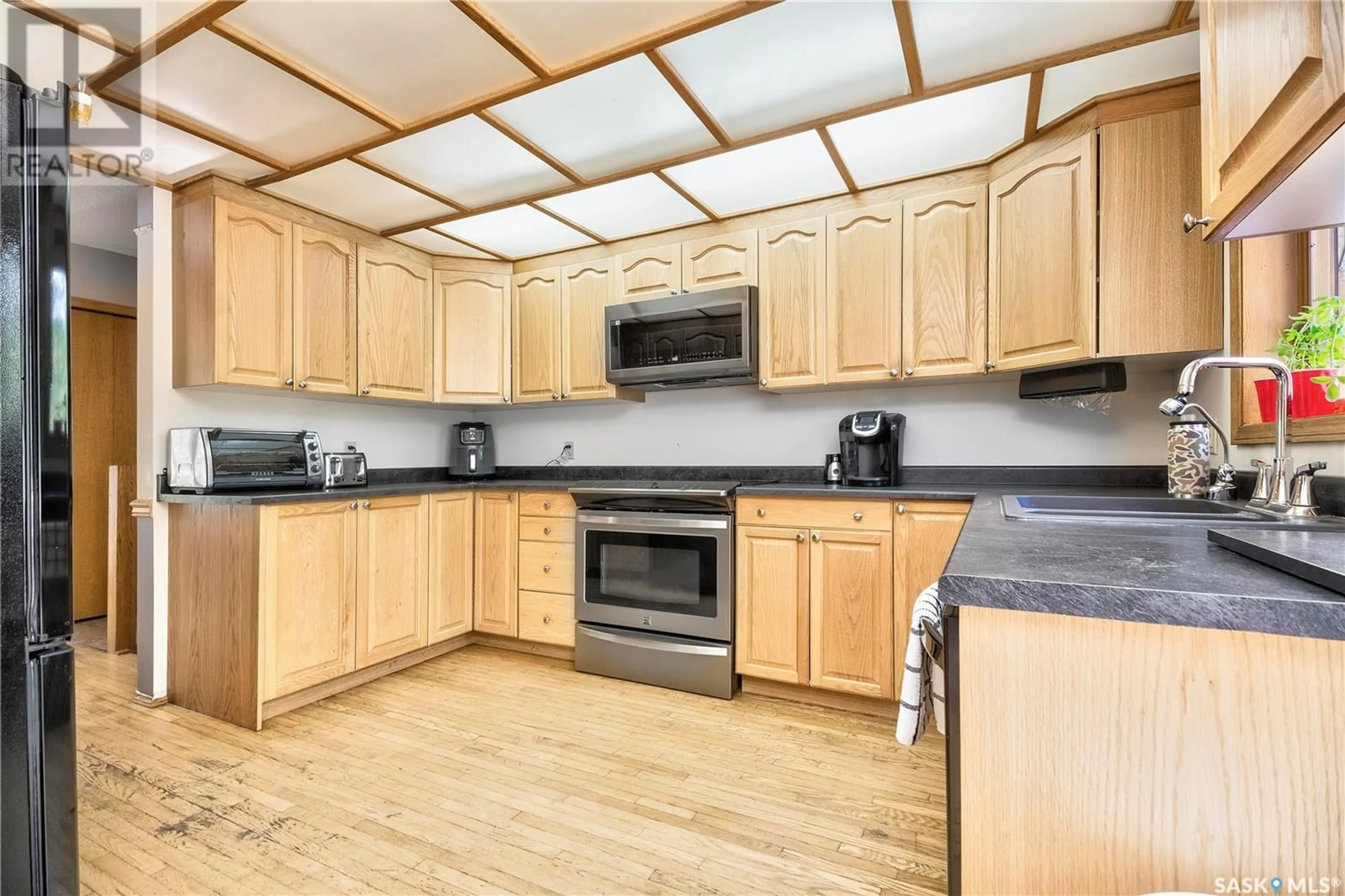 Standard kitchen, unknown for CHRISTOPHER LAKE ACREAGE, Paddockwood Rm No. 520 Saskatchewan S0J0N0