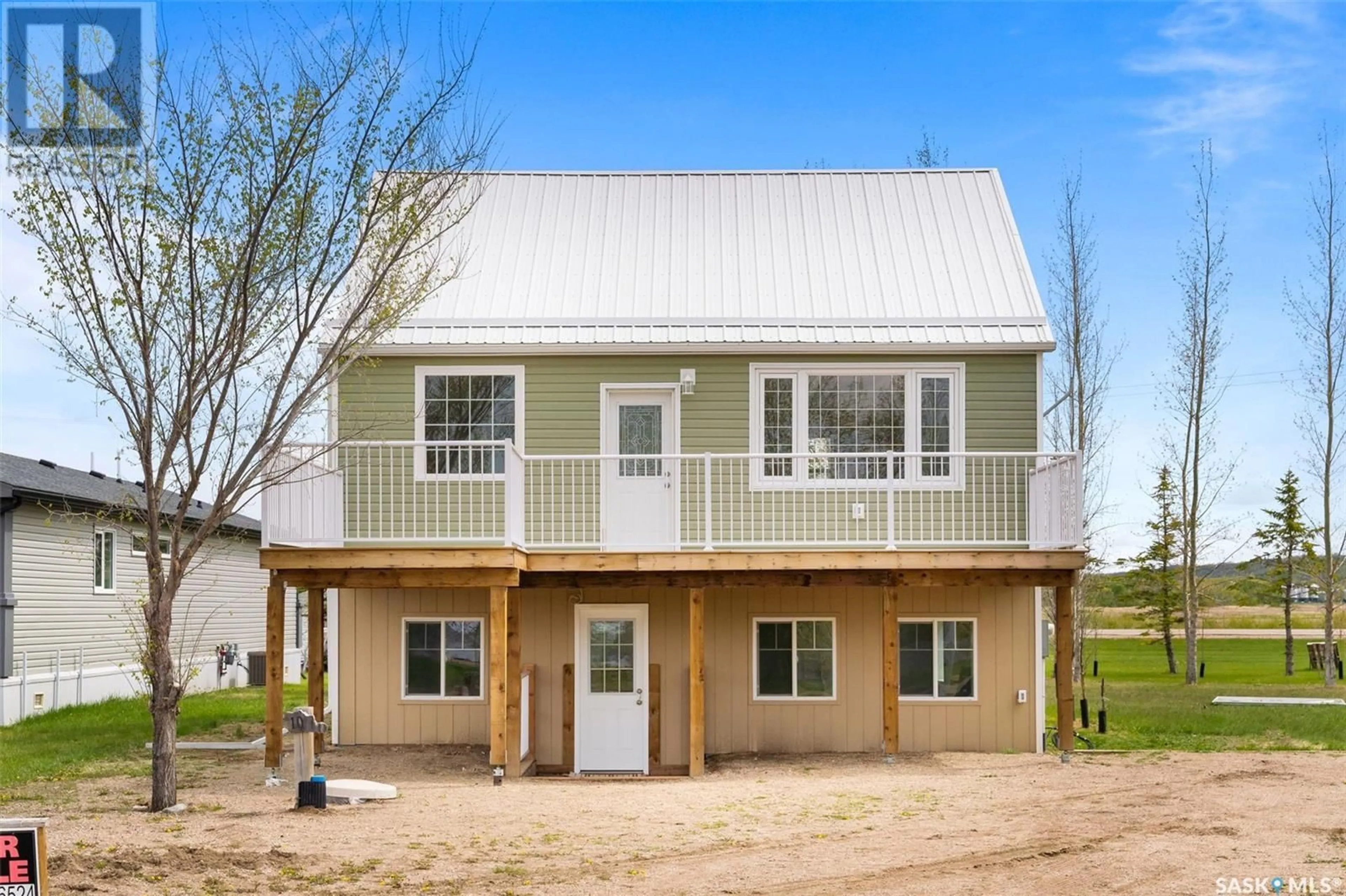 Home with vinyl exterior material, building for 10 LOUISE CRESCENT, Katepwa Beach Saskatchewan S0G2K0