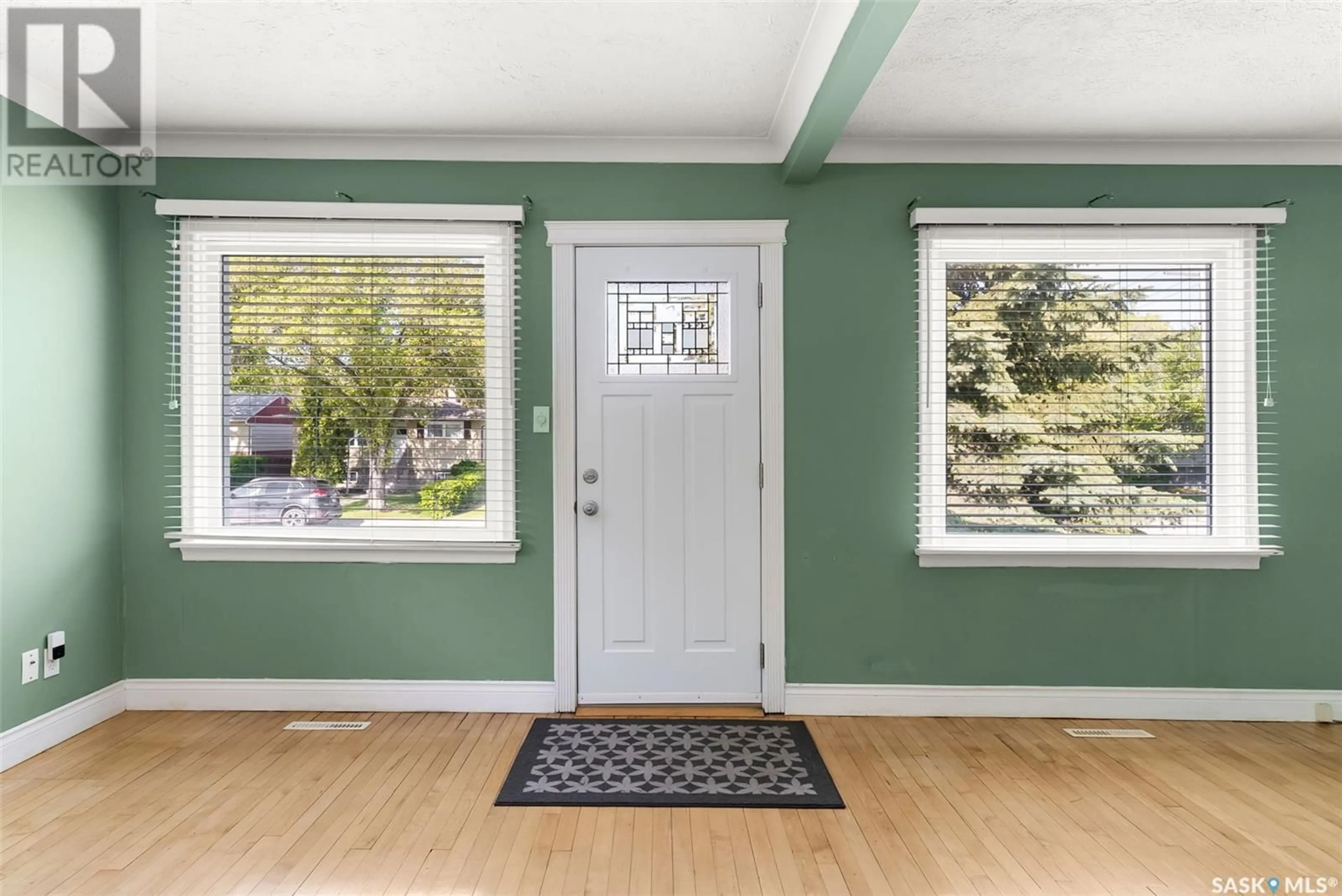 Indoor entryway for 2301 FRANCIS STREET, Regina Saskatchewan S4N2P8