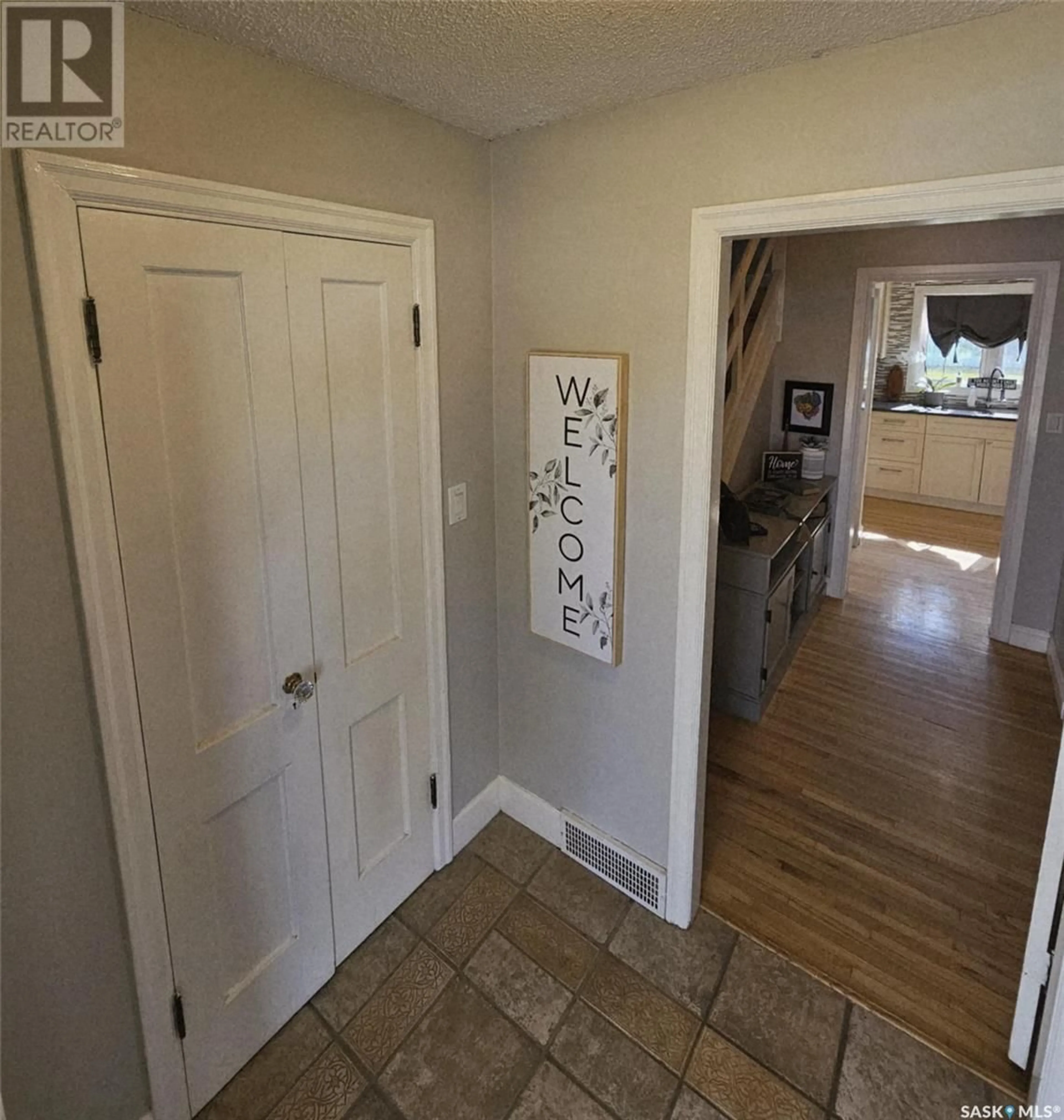 Unknown for 153 2ND AVENUE, Yorkton Saskatchewan S3N1G5