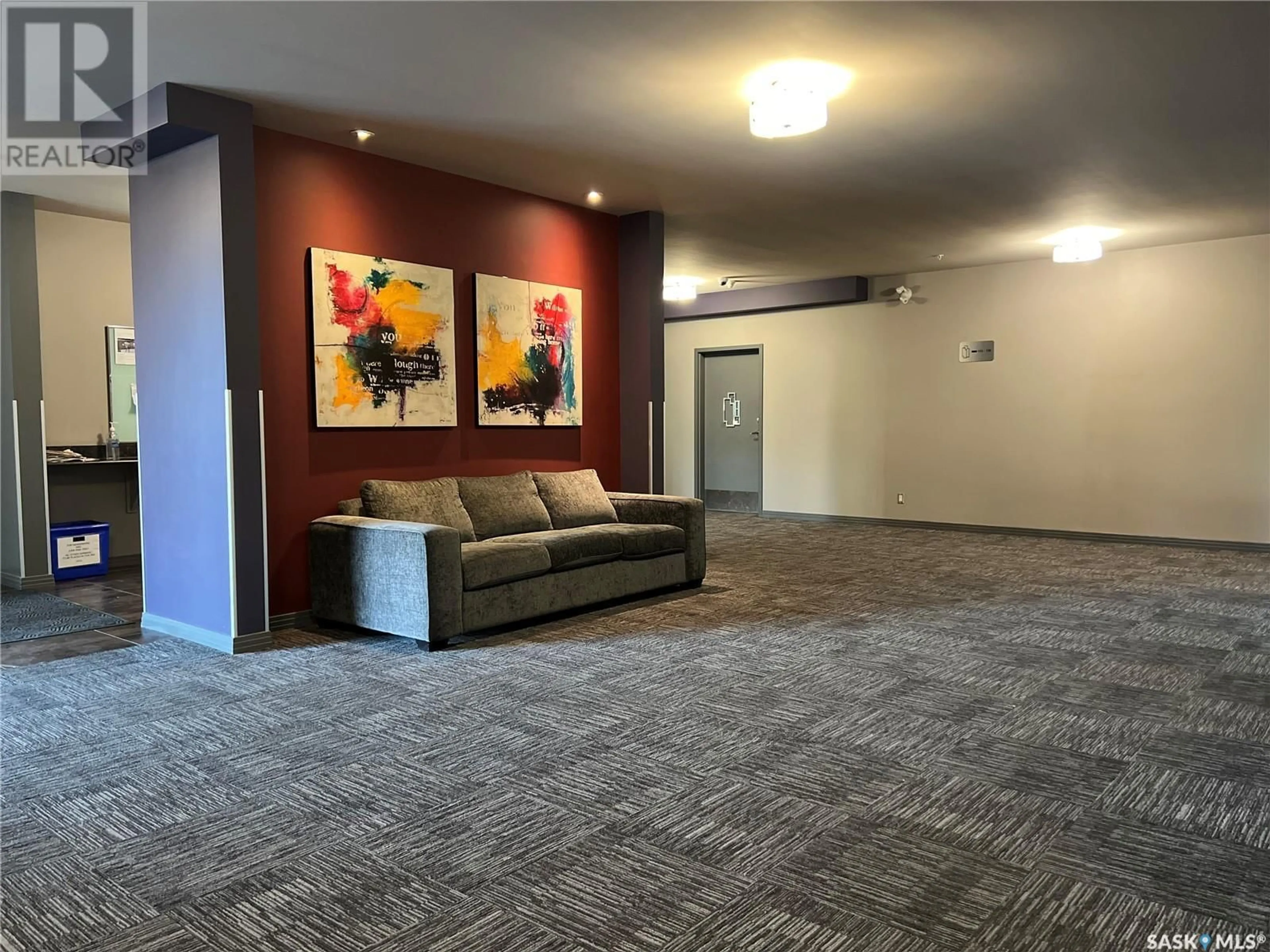 Indoor foyer for 309 225 MANINGAS BEND, Saskatoon Saskatchewan S7W0P9