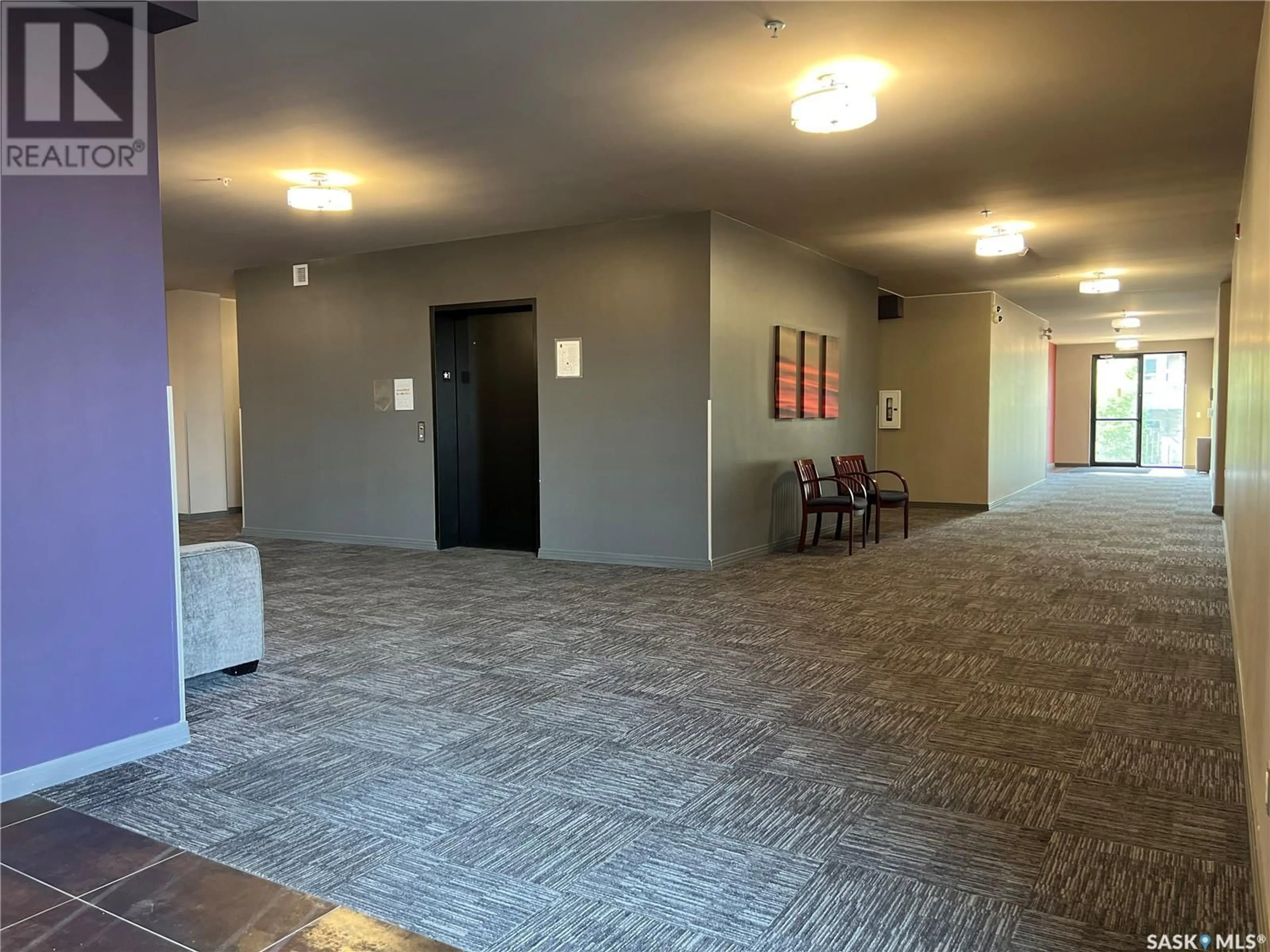 Indoor foyer for 309 225 MANINGAS BEND, Saskatoon Saskatchewan S7W0P9