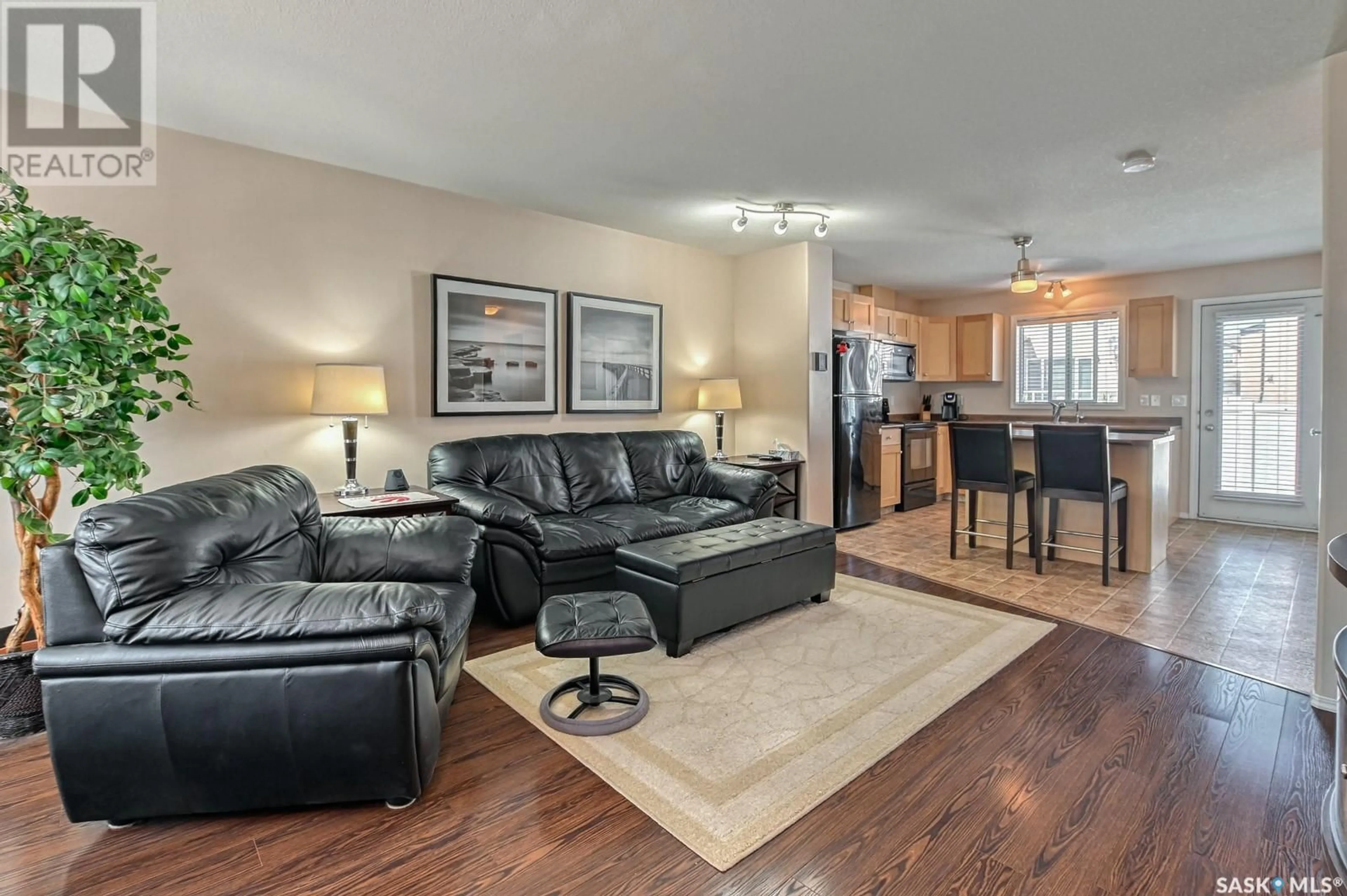 Living room with furniture, unknown for 50 2751 WINDSOR PARK ROAD, Regina Saskatchewan S4V1H1