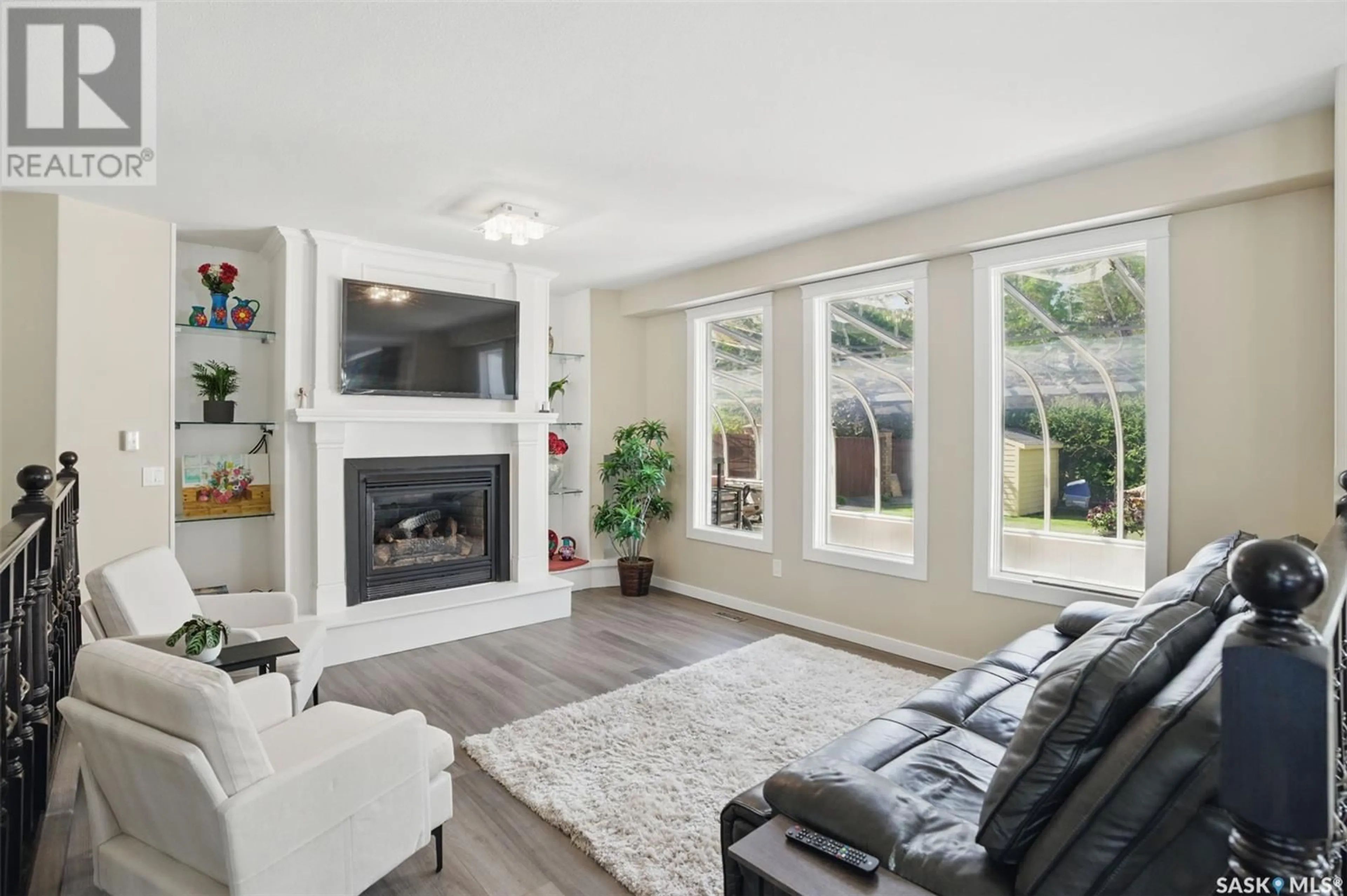 Living room with furniture, unknown for 203 MALLIN CRESCENT, Saskatoon Saskatchewan S7K7W8