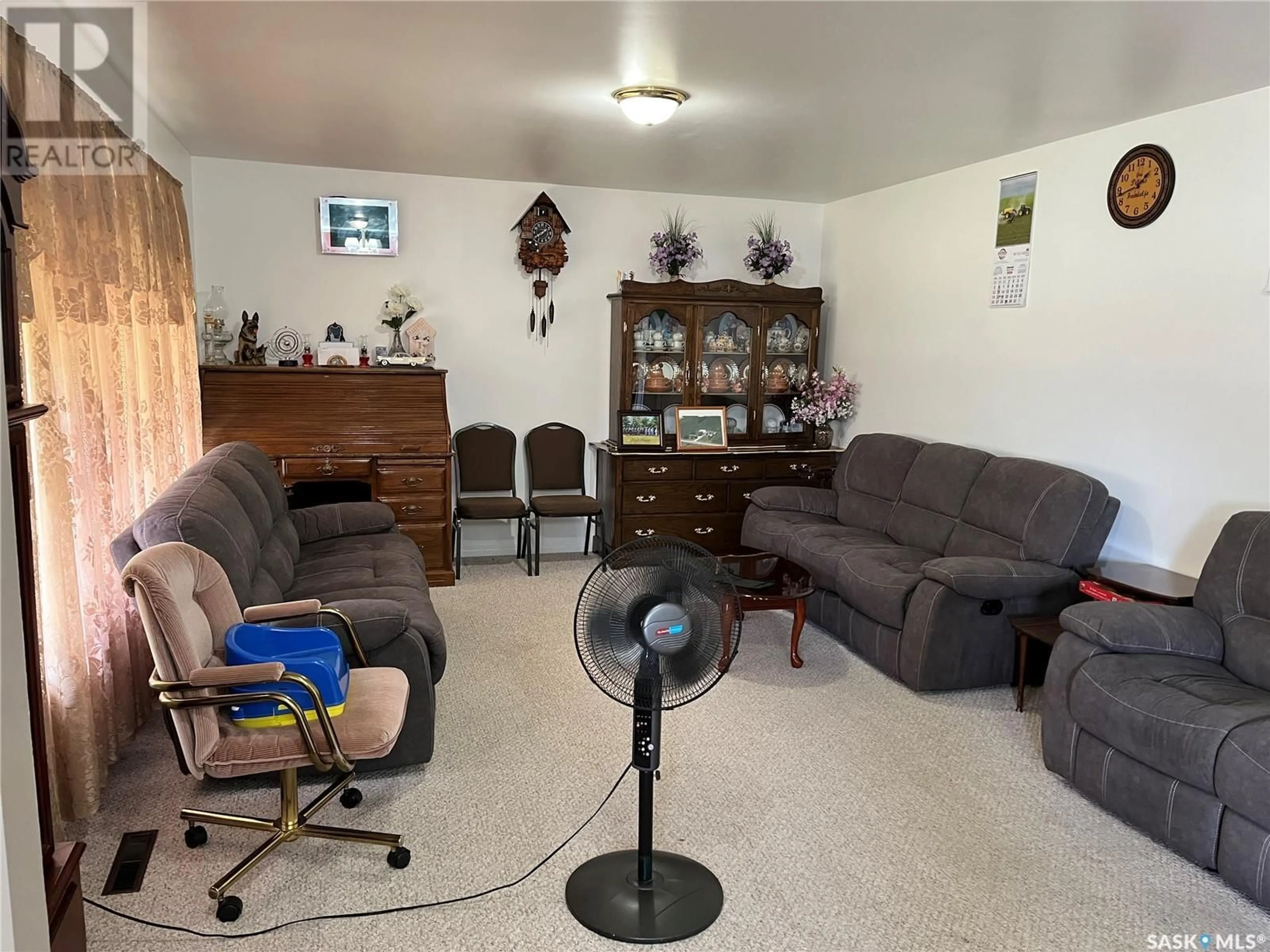 A pic of a room for 204 WILLIAM STREET, Hazenmore Saskatchewan S0H1C0