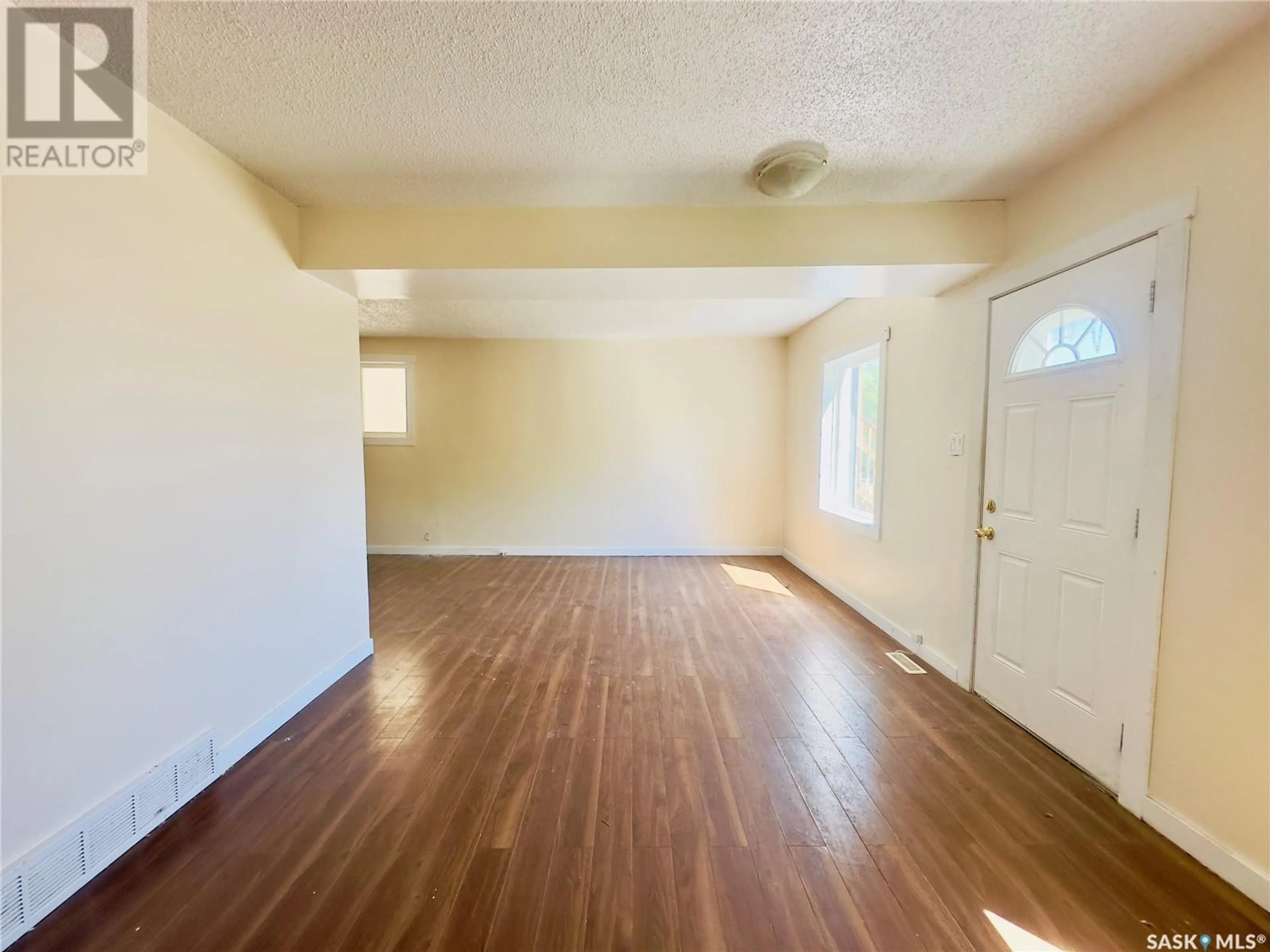 A pic of a room for 544 OSLER STREET, Regina Saskatchewan S4R1W1