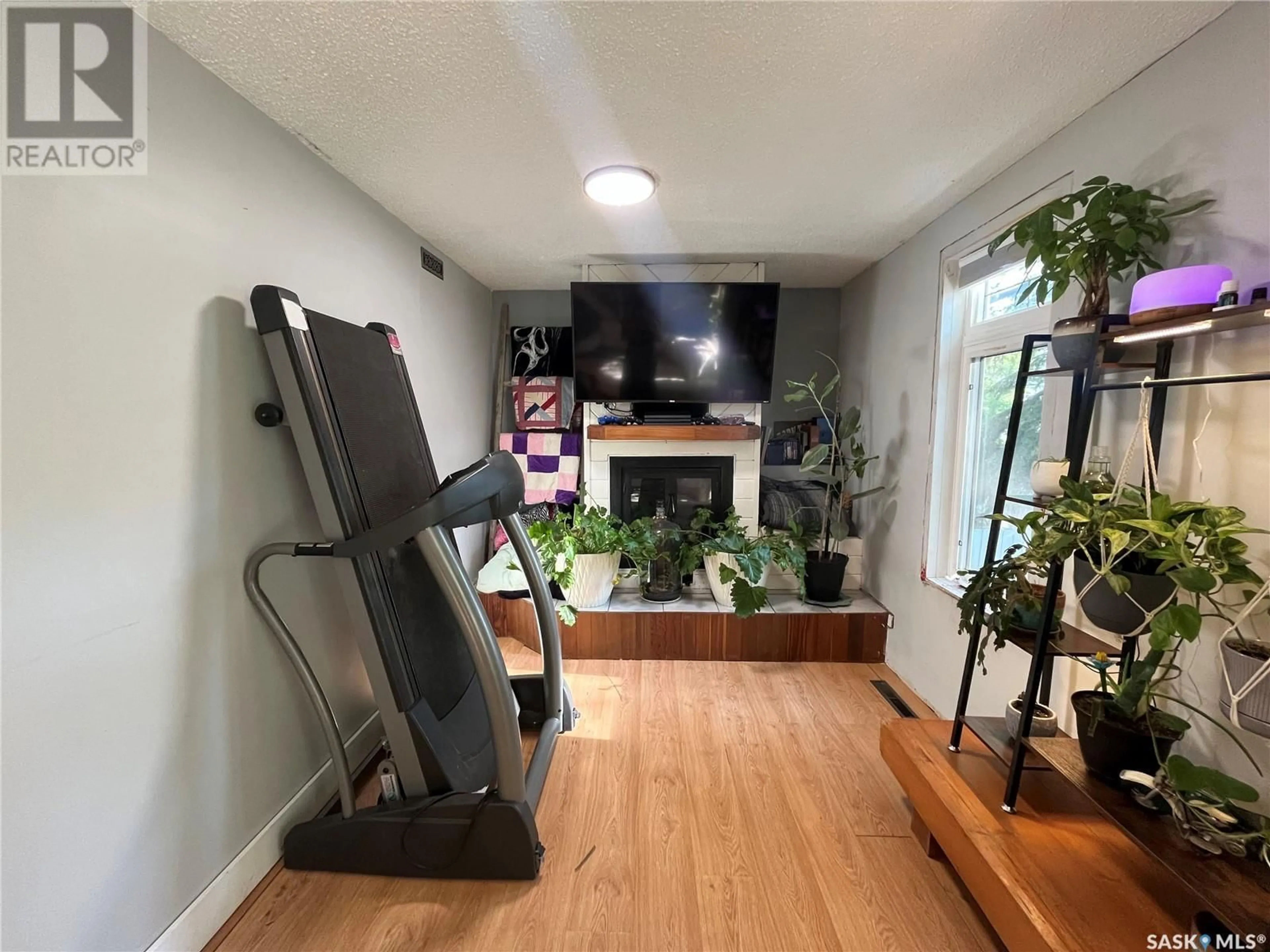 Unknown for 1432 103RD STREET, North Battleford Saskatchewan S9A1L3